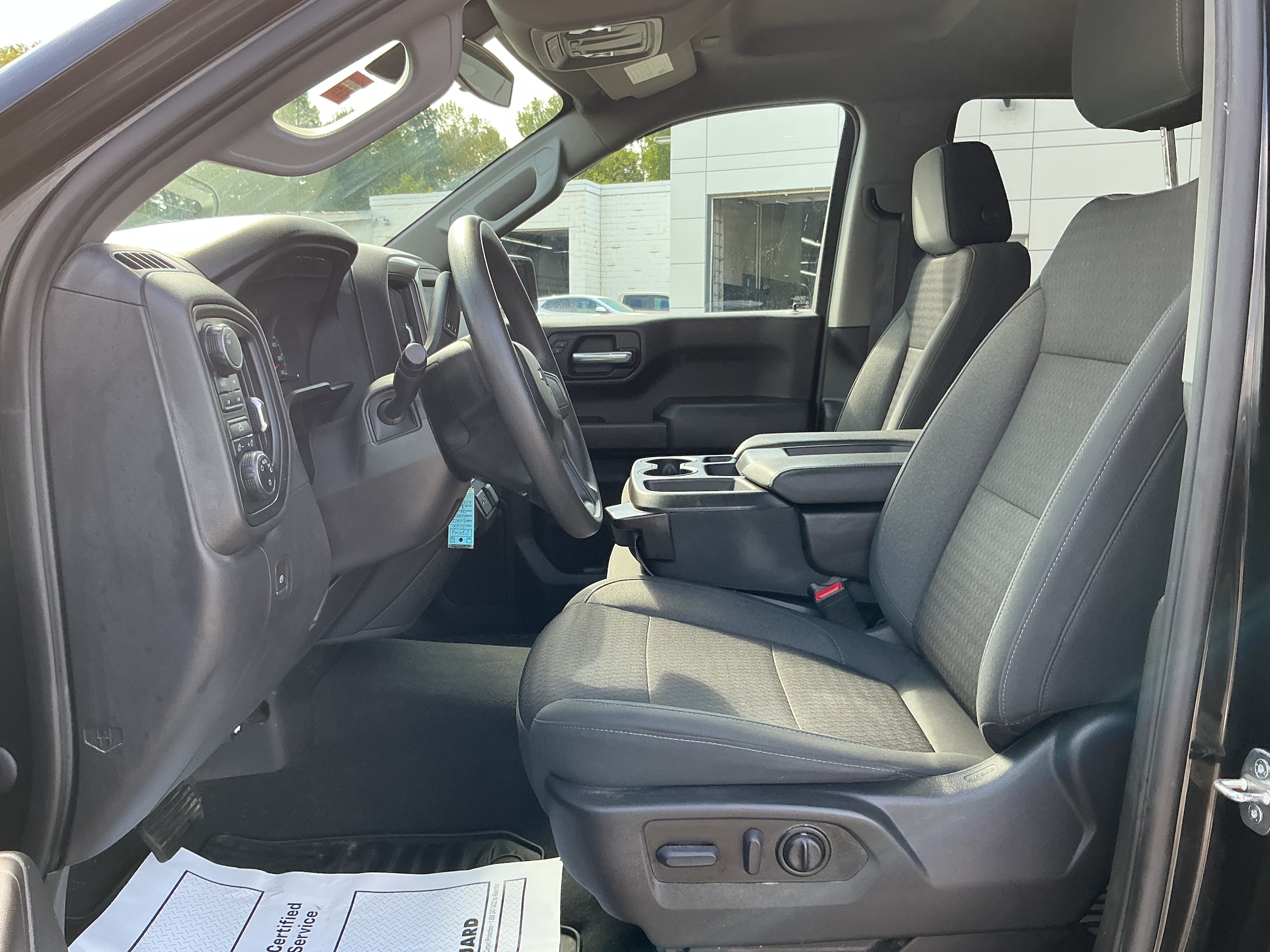 2022 Chevrolet Silverado 1500 Limited Custom - Photo 6