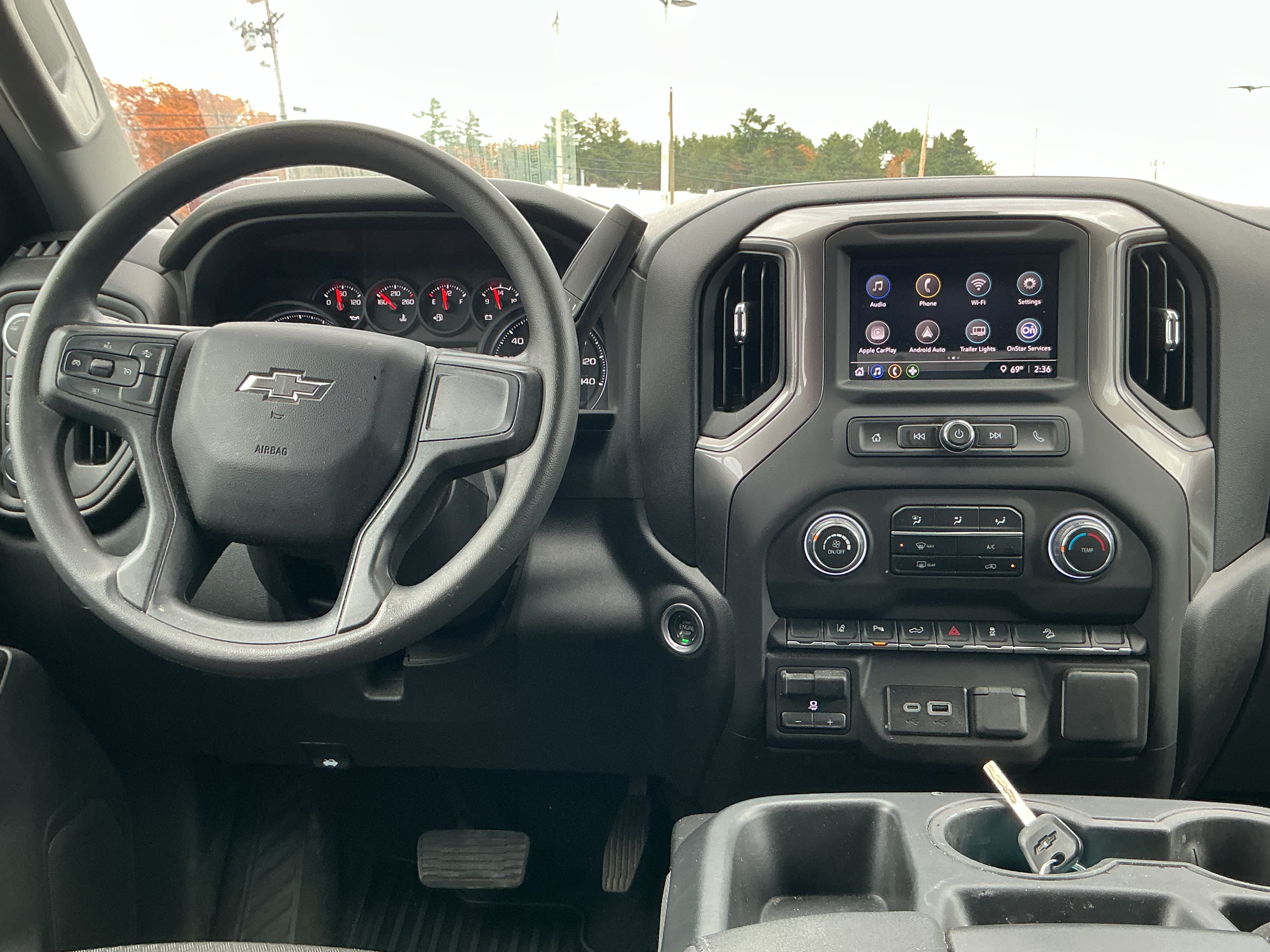 2025 Chevrolet Silverado 2500HD Custom - Photo 6