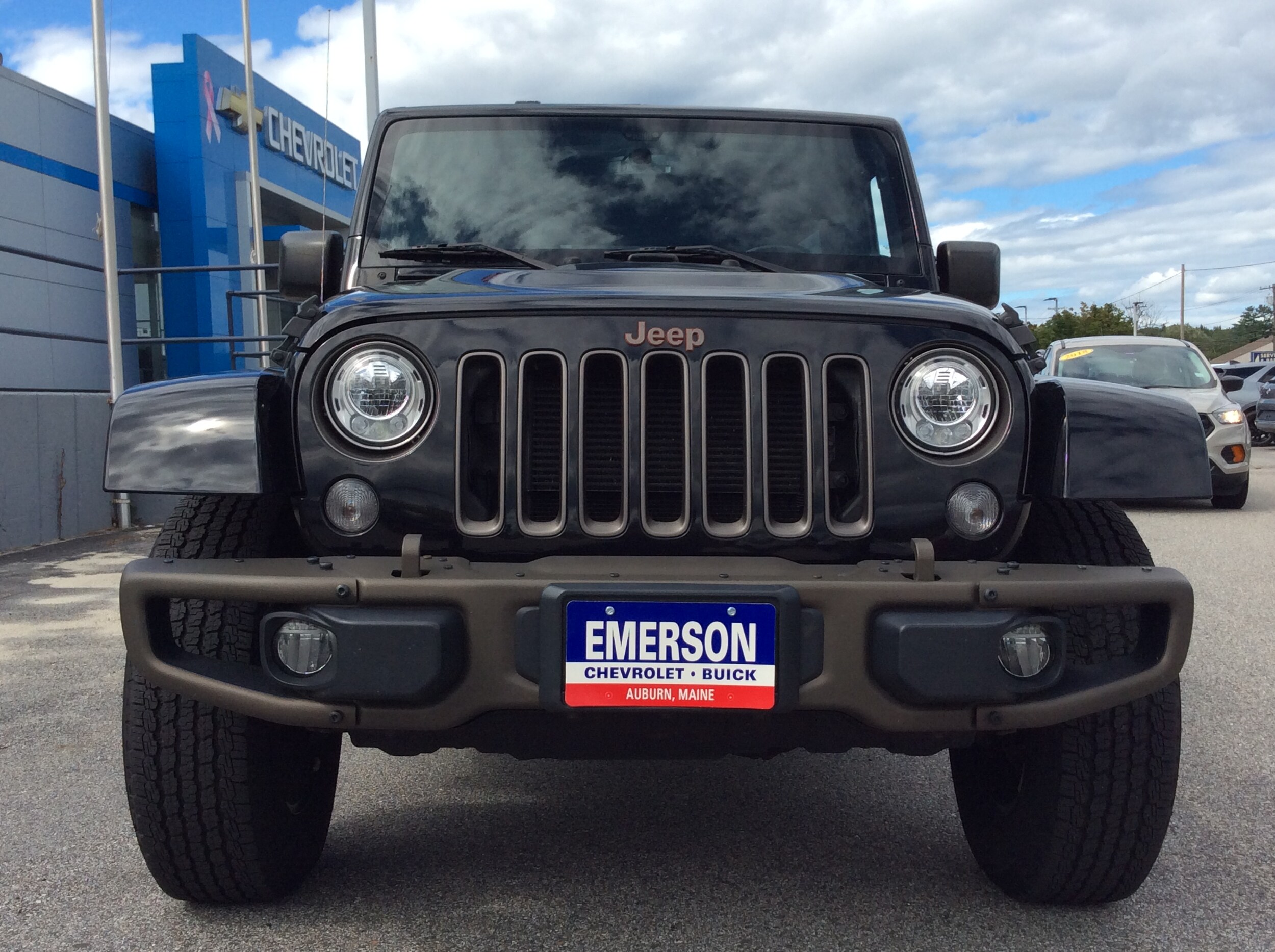 2017 Jeep Wrangler Unlimited Anniversary Edition Sahara photo 4
