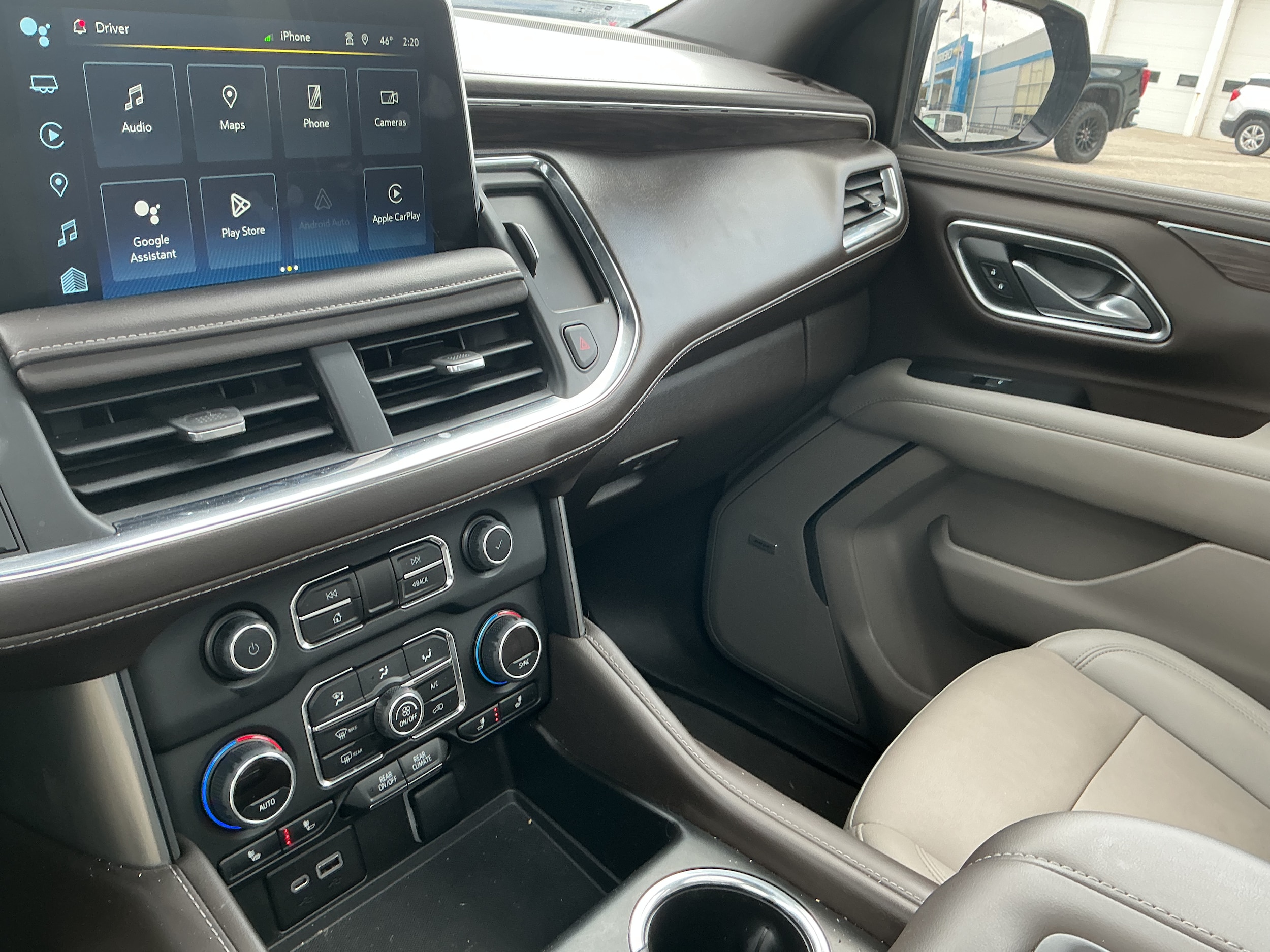 2022 Chevrolet Tahoe Z71 - Photo 8