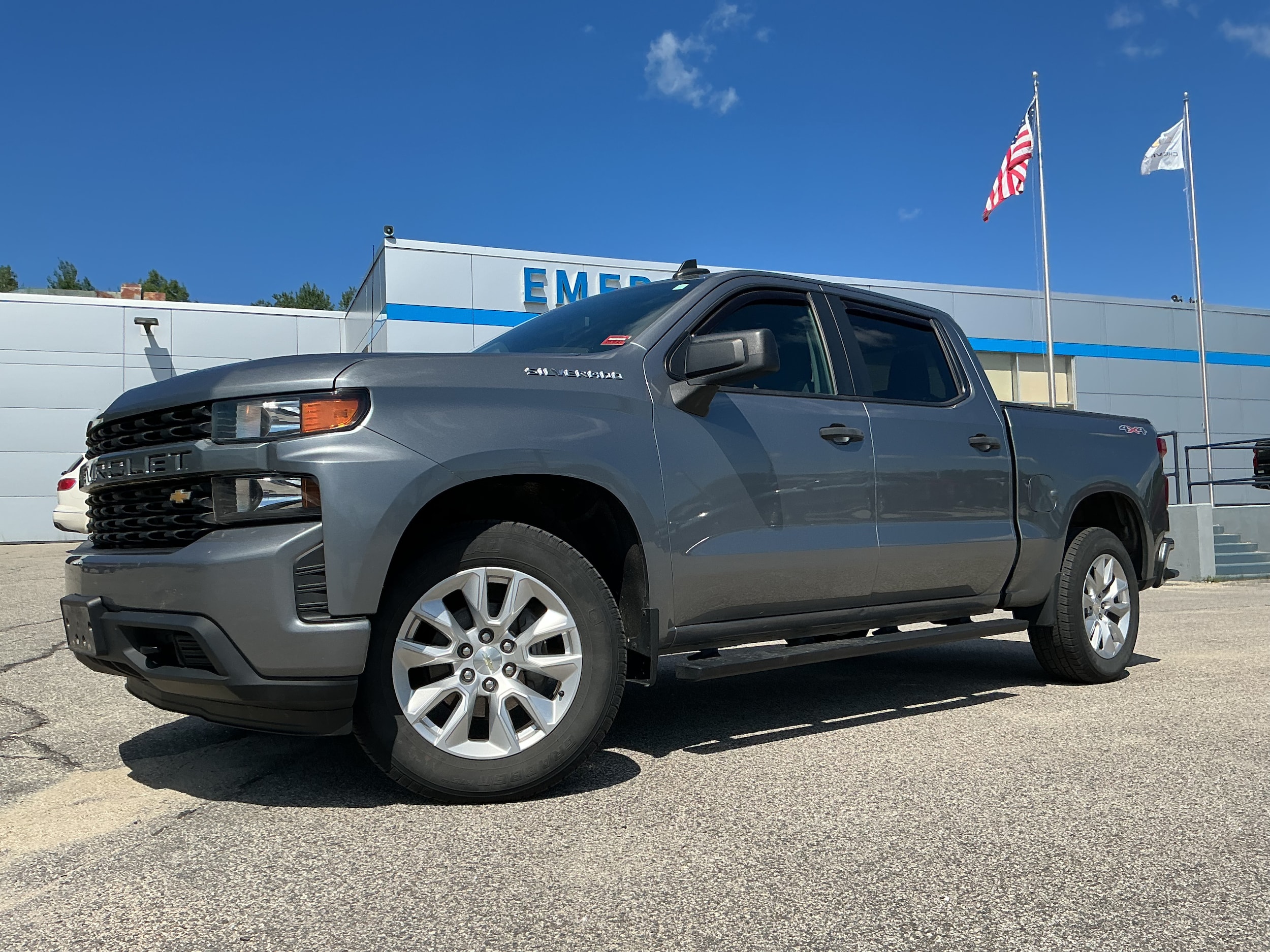 2021 Chevrolet Silverado 1500 Custom 4X4 Crew Cab Short Box's photo