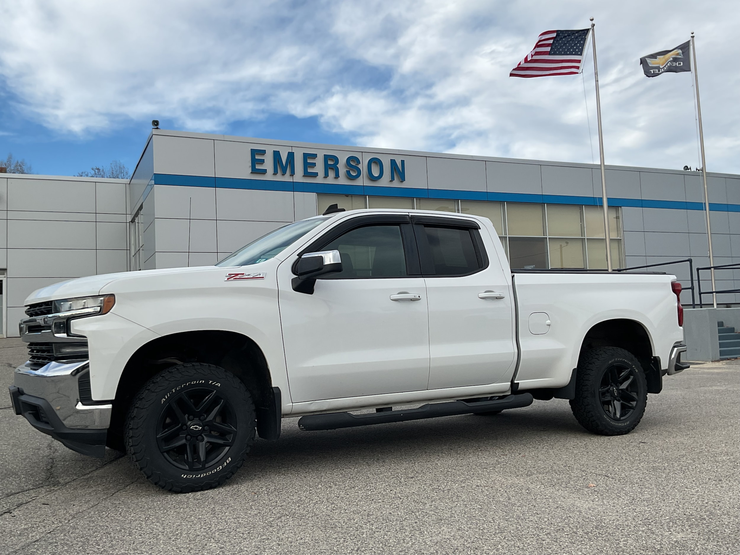 2019 Chevrolet Silverado 1500 LT's photo