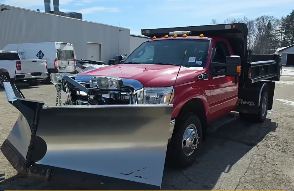 2015 Ford F-350 Super Duty Chassis Cab XLT