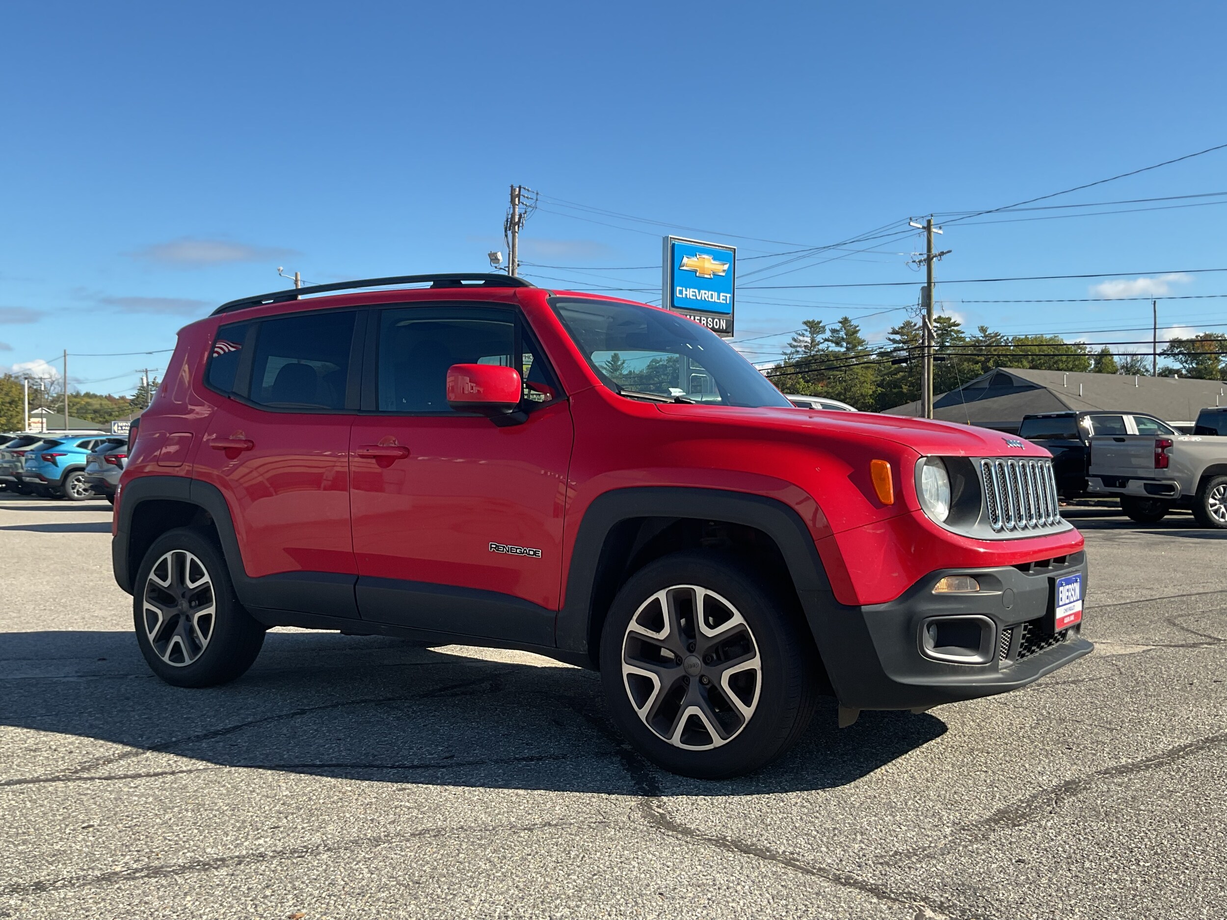 2015 Jeep Renegade Latitude North Edition photo 3