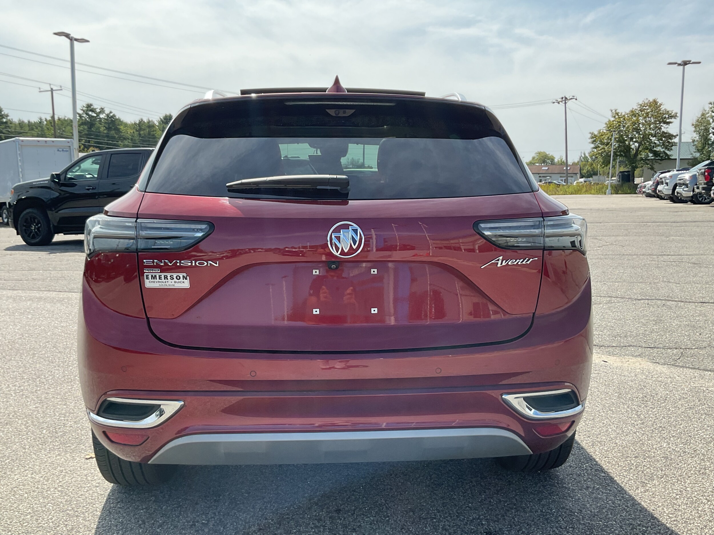 2023 Buick Envision Avenir photo 3