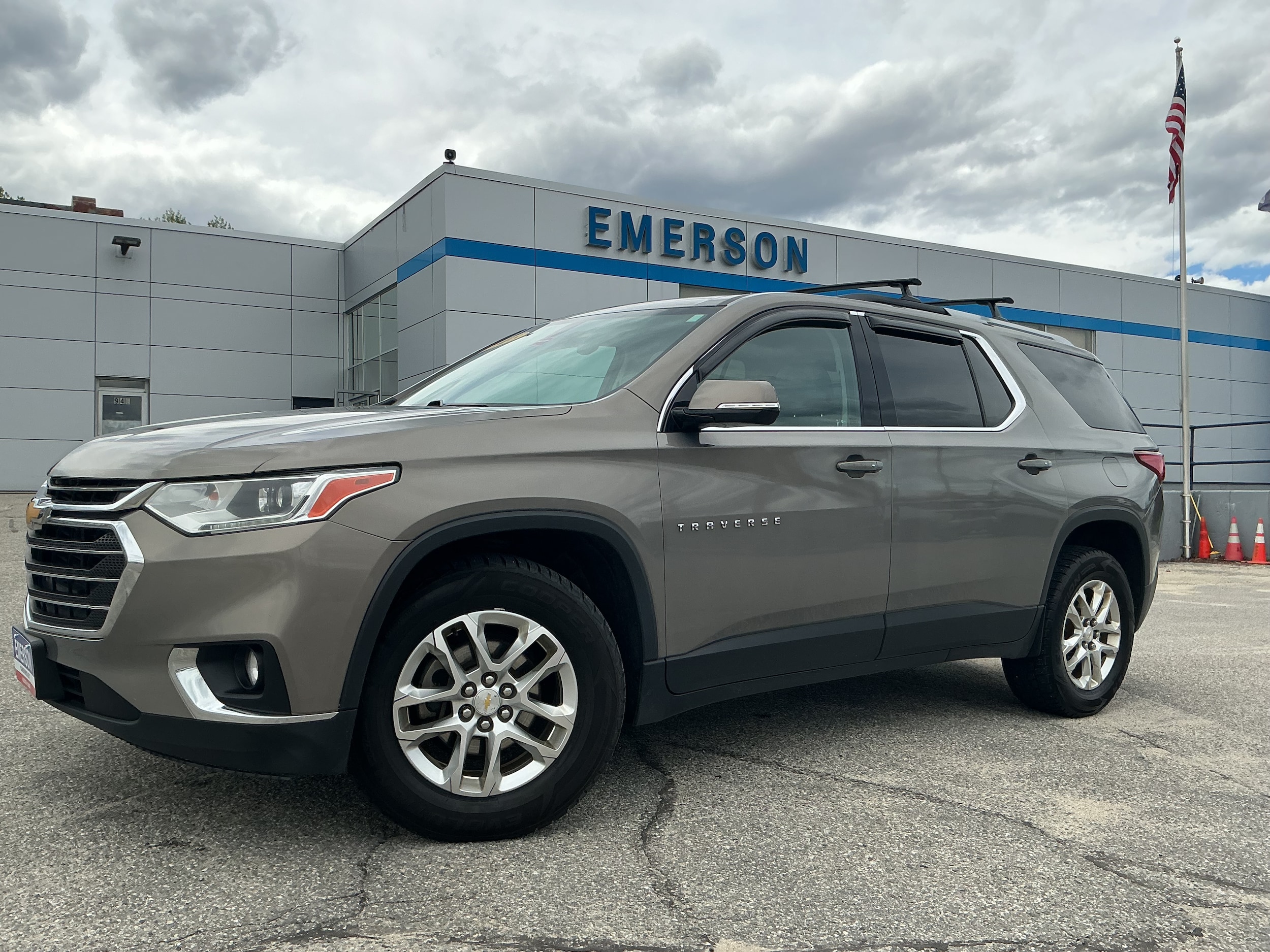 2018 Chevrolet Traverse AWD 1LT's photo