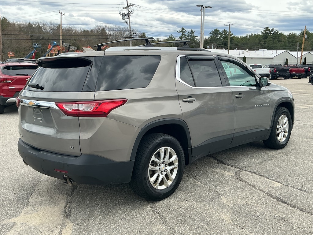 Used 2018 Chevrolet Traverse LT Cloth SUV