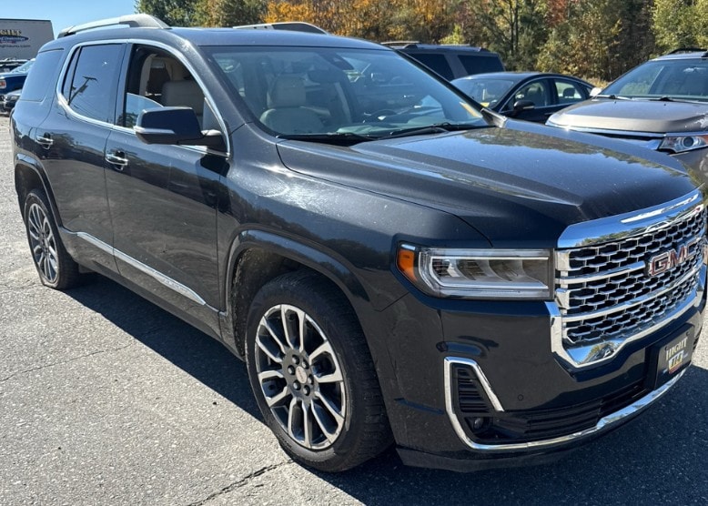 2020 GMC Acadia Denali's photo