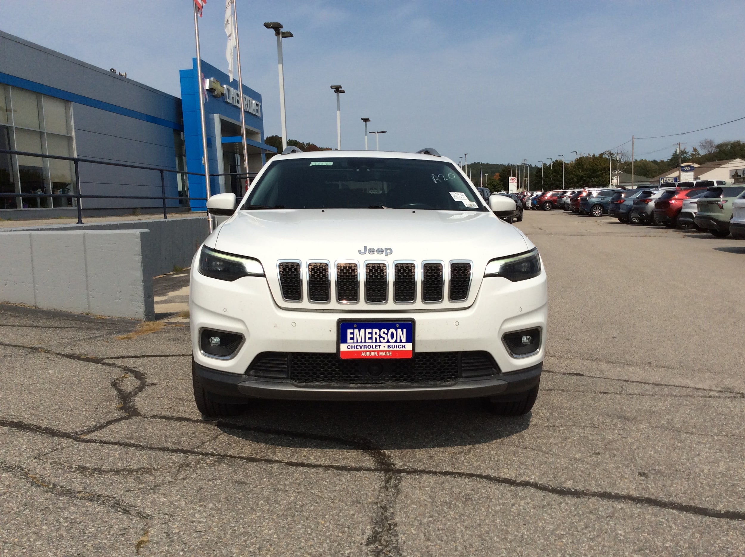 Used 2019 Jeep Cherokee Limited with VIN 1C4PJMDX9KD237883 for sale in Auburn, ME