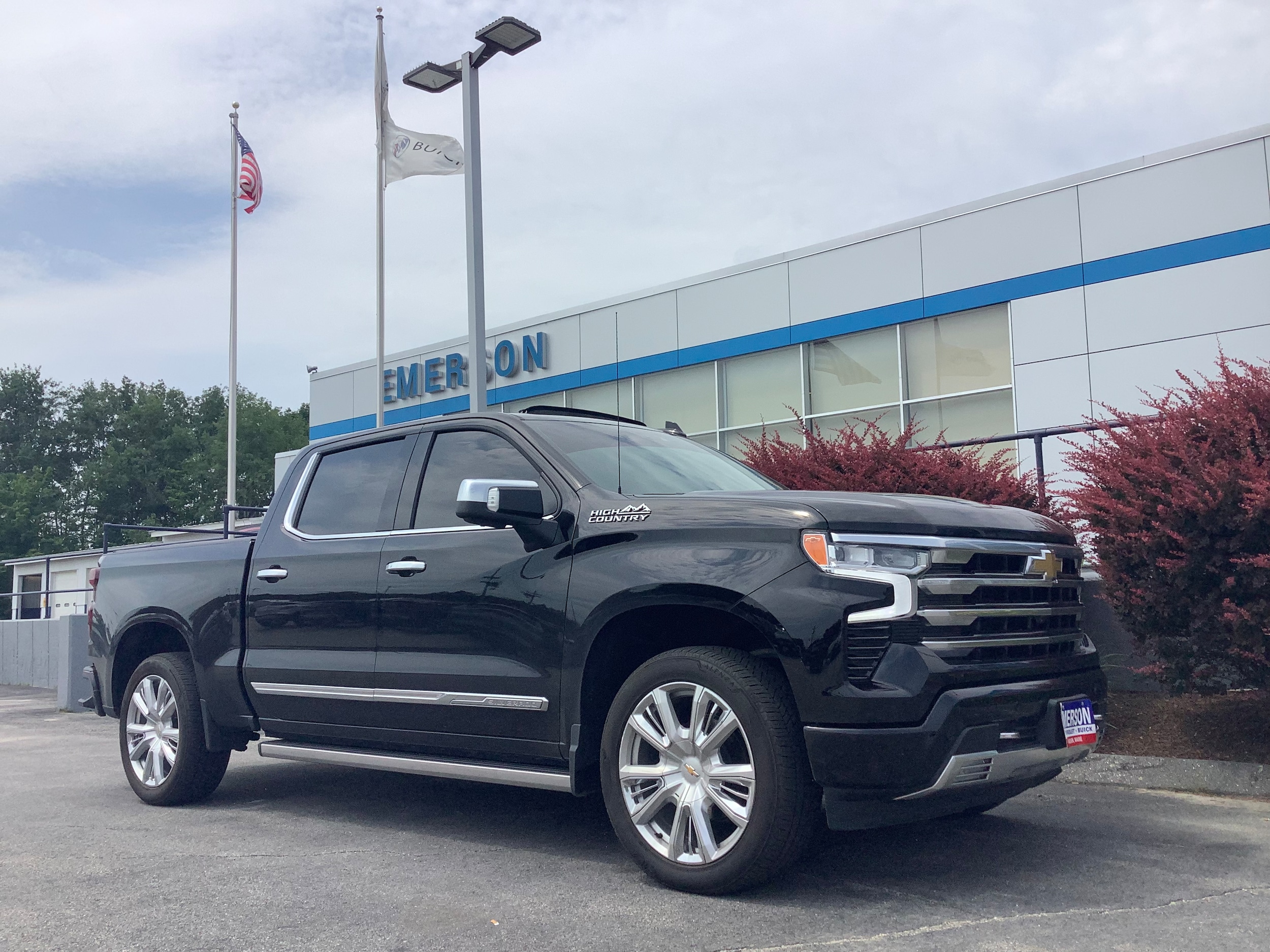 Certified 2023 Chevrolet Silverado 1500 High Country with VIN 2GCUDJED2P1106942 for sale in Auburn, ME