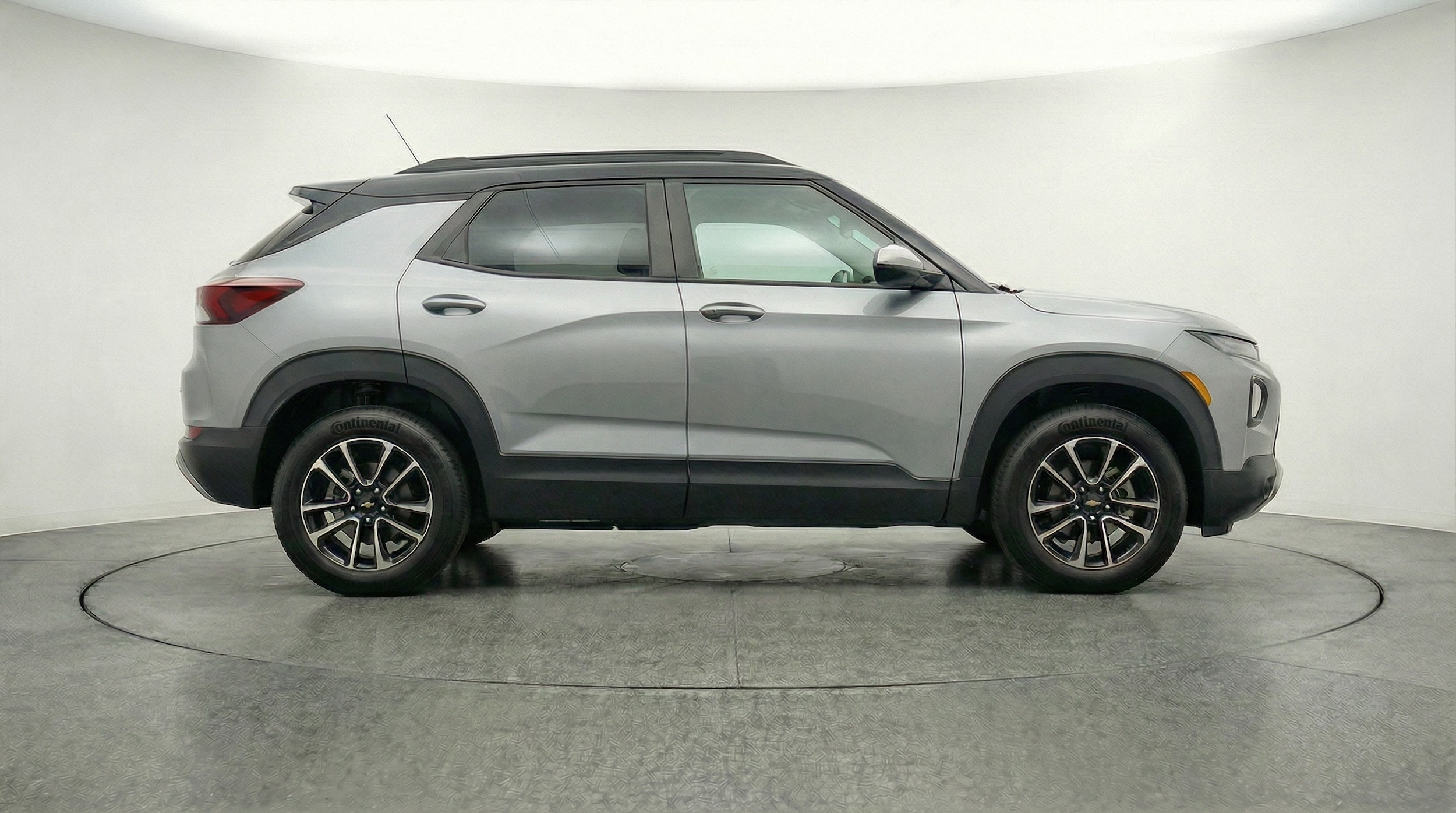 Thumbnail: 2025 Chevrolet TrailBlazer - 8