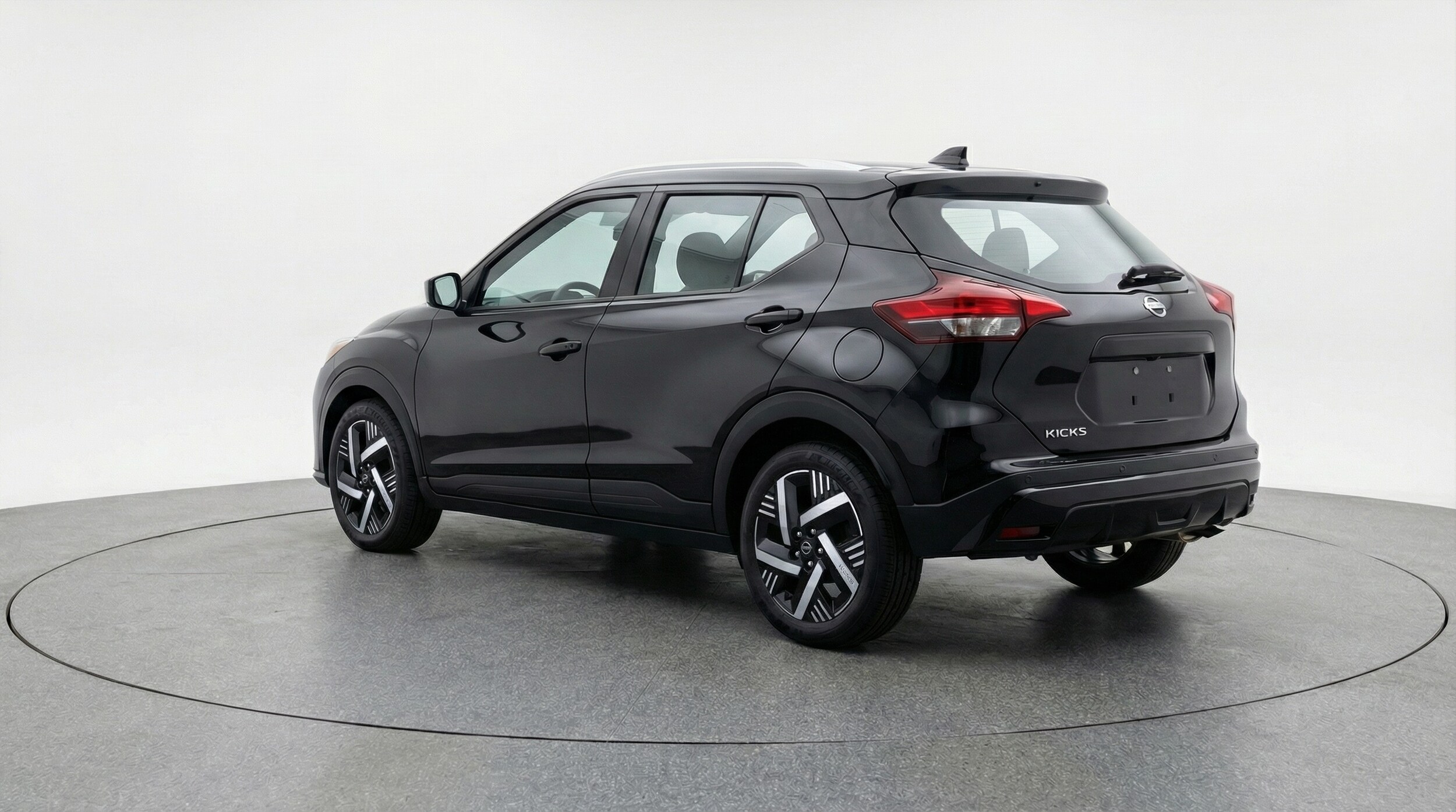 Thumbnail: 2026 Nissan Kicks - 5