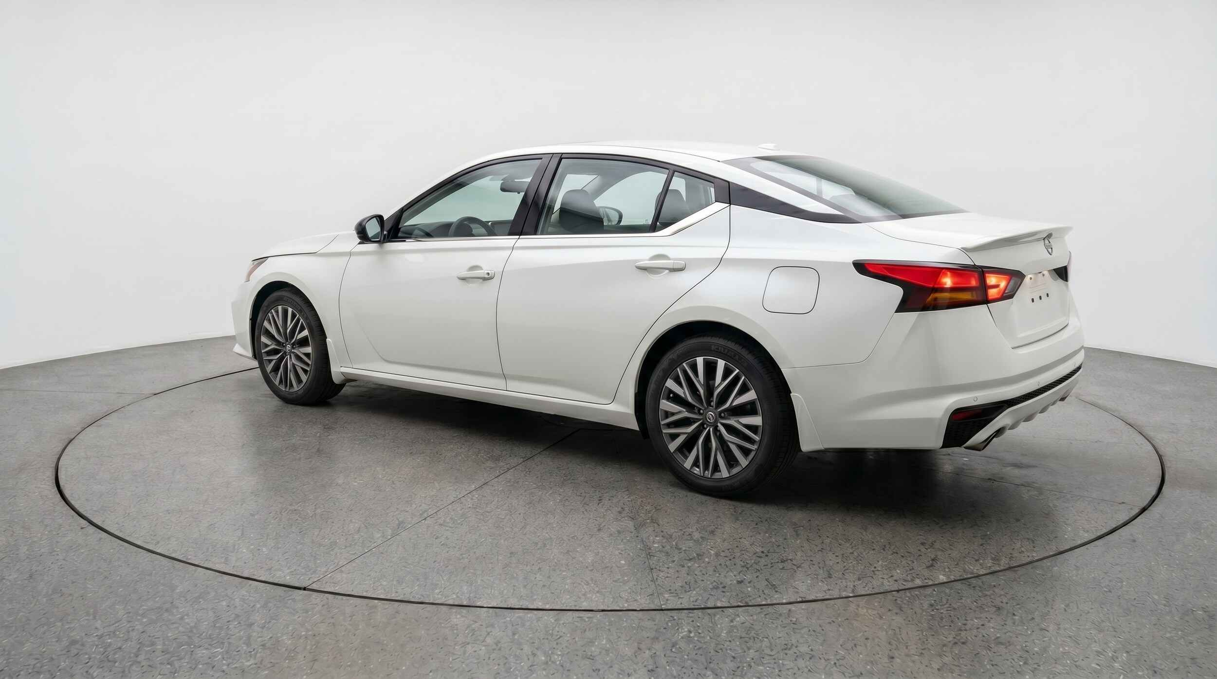Thumbnail: 2026 Nissan Altima - 5