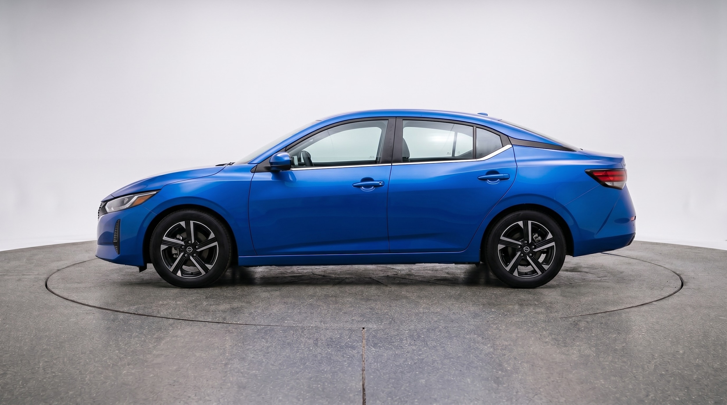 Thumbnail: 2025 Nissan Sentra - 4