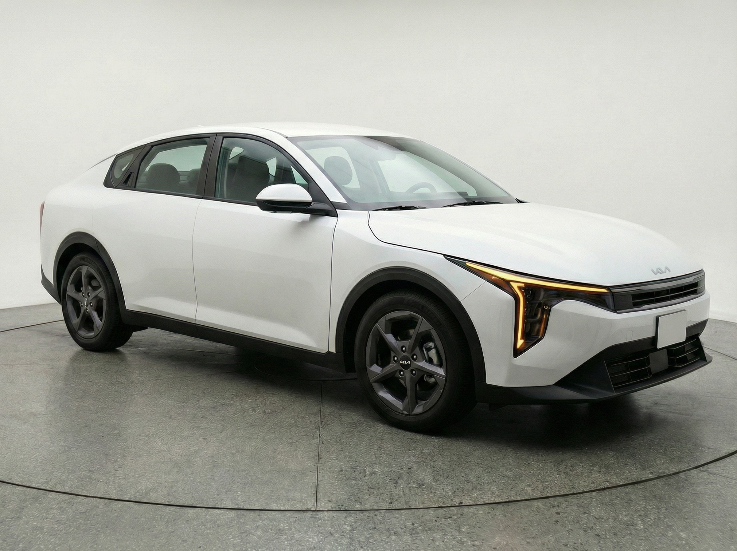 Thumbnail: 2025 Kia K4 - 1