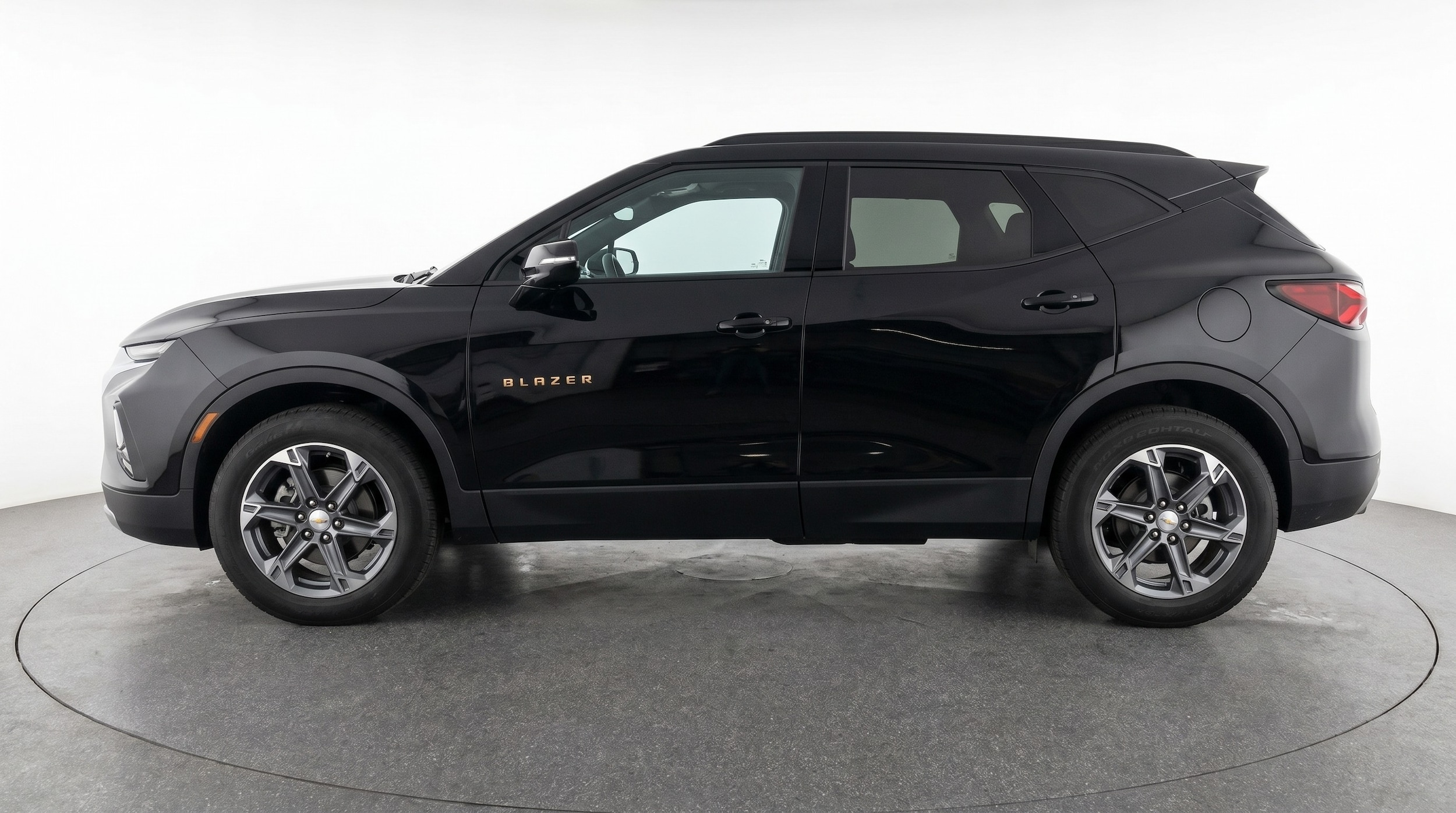 Thumbnail: 2026 Chevrolet Blazer - 4