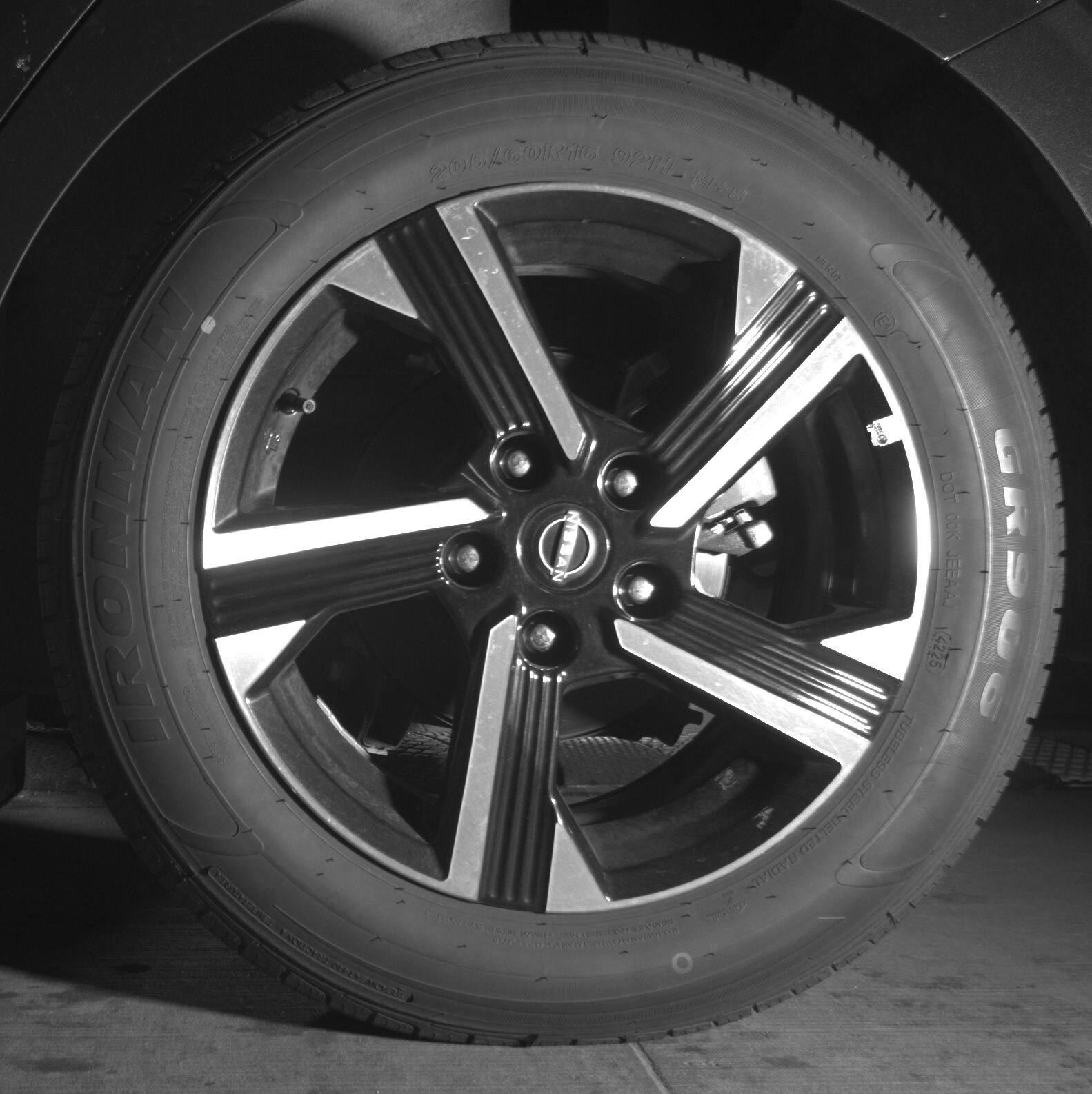 Thumbnail: 2025 Nissan Sentra - 11