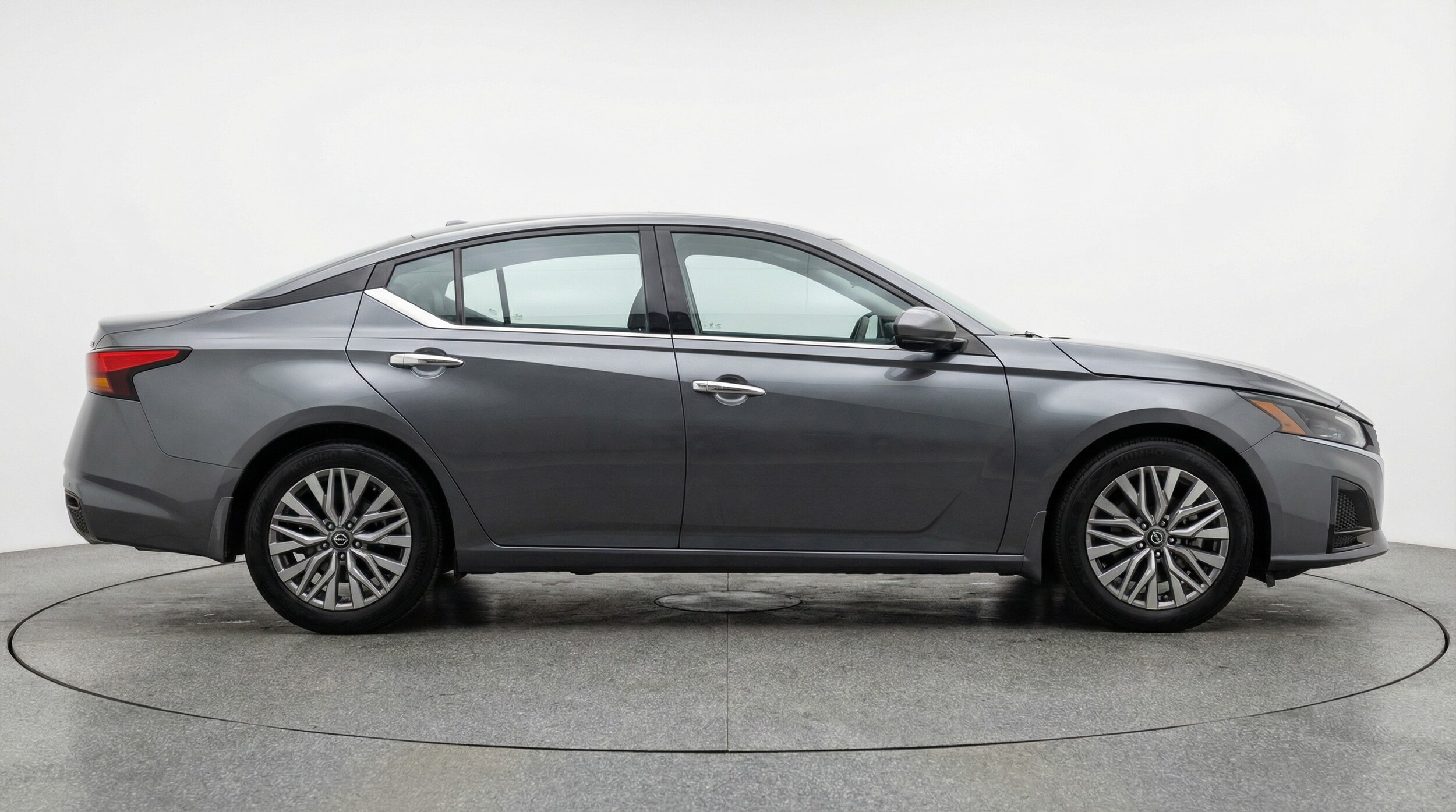 Thumbnail: 2025 Nissan Altima - 8