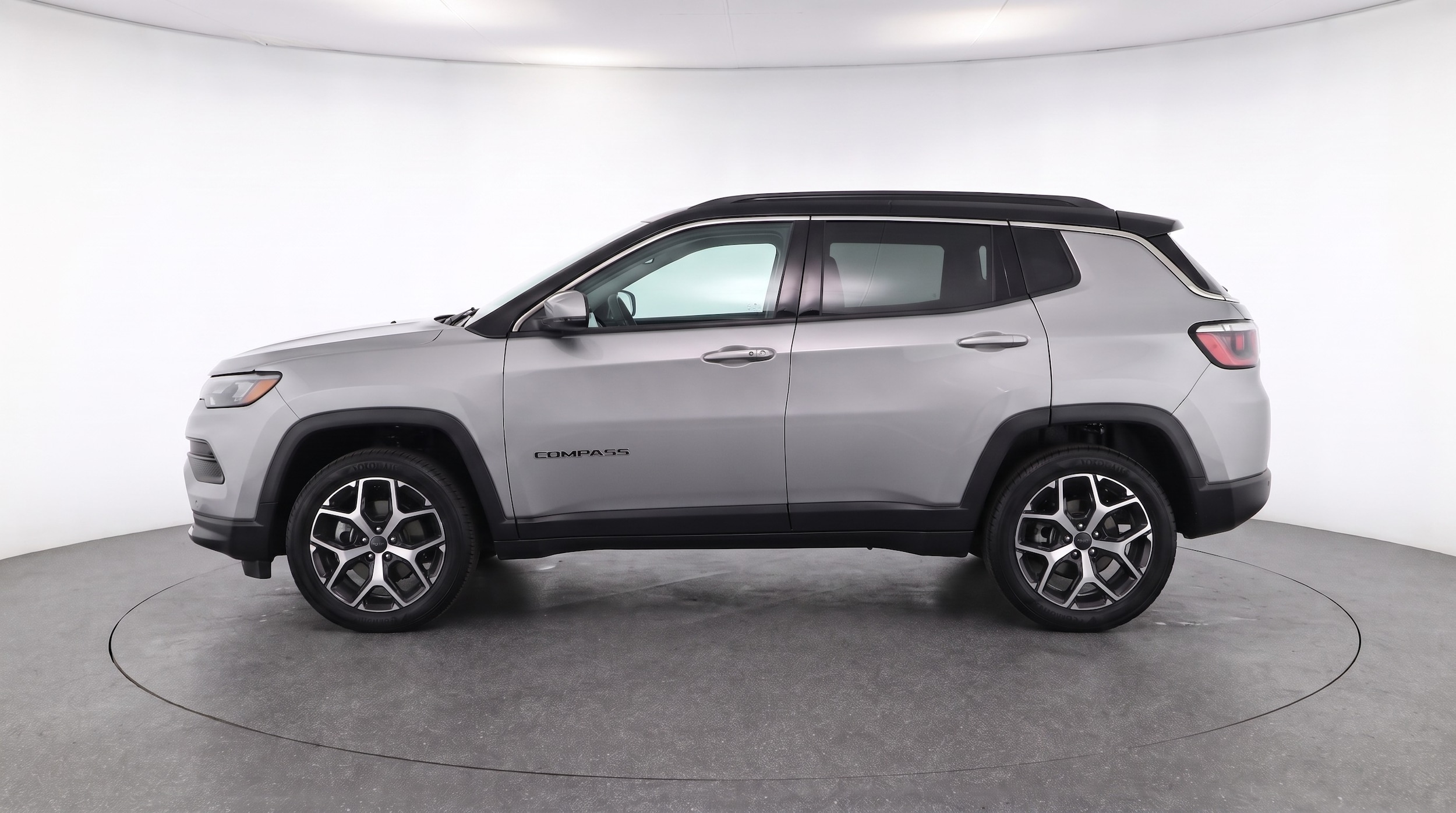 Thumbnail: 2025 Jeep Compass - 4