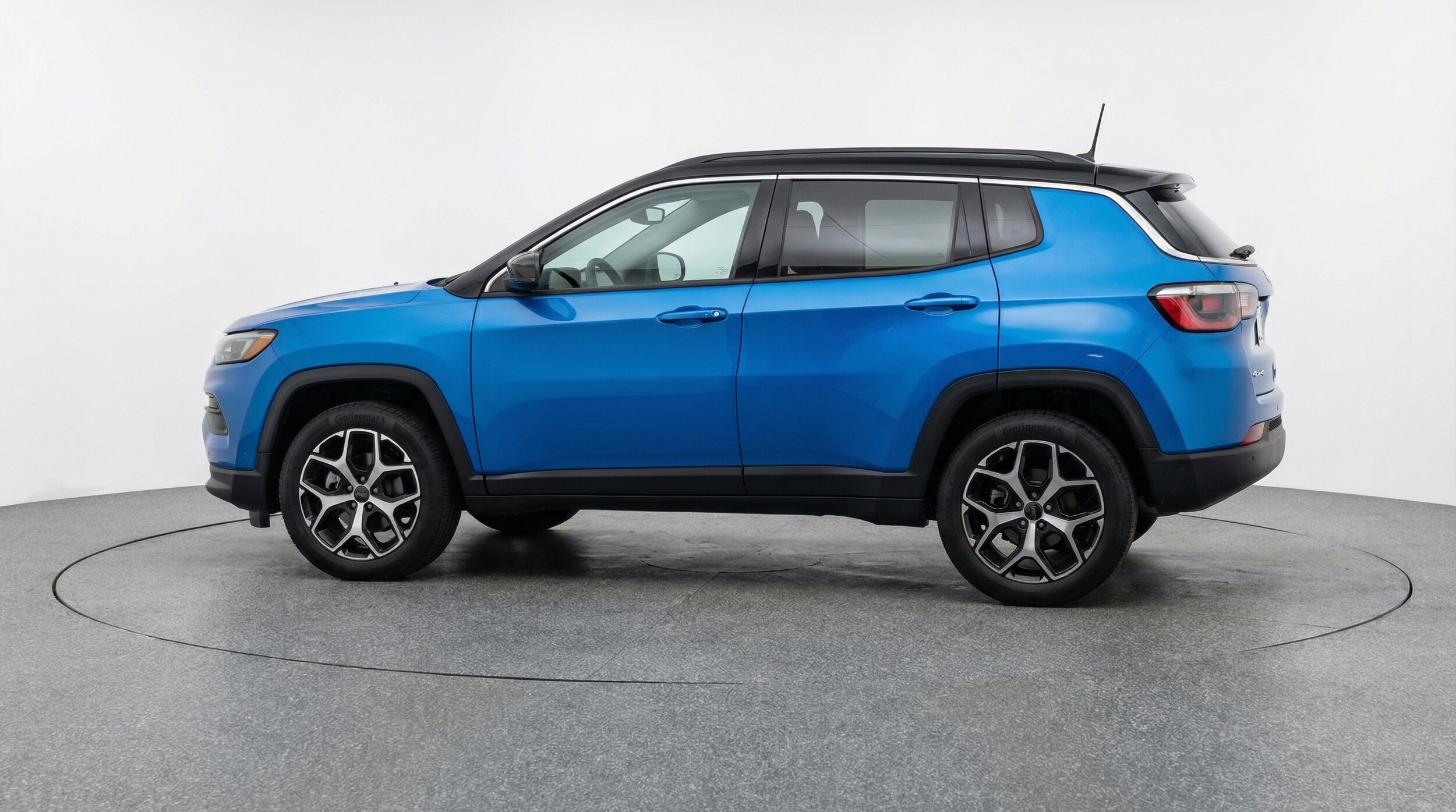 Thumbnail: 2025 Jeep Compass - 4