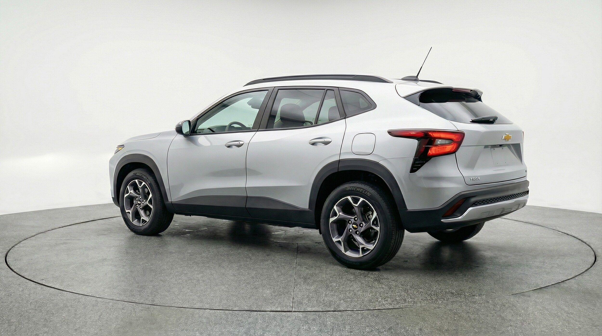 Thumbnail: 2025 Chevrolet Trax - 5