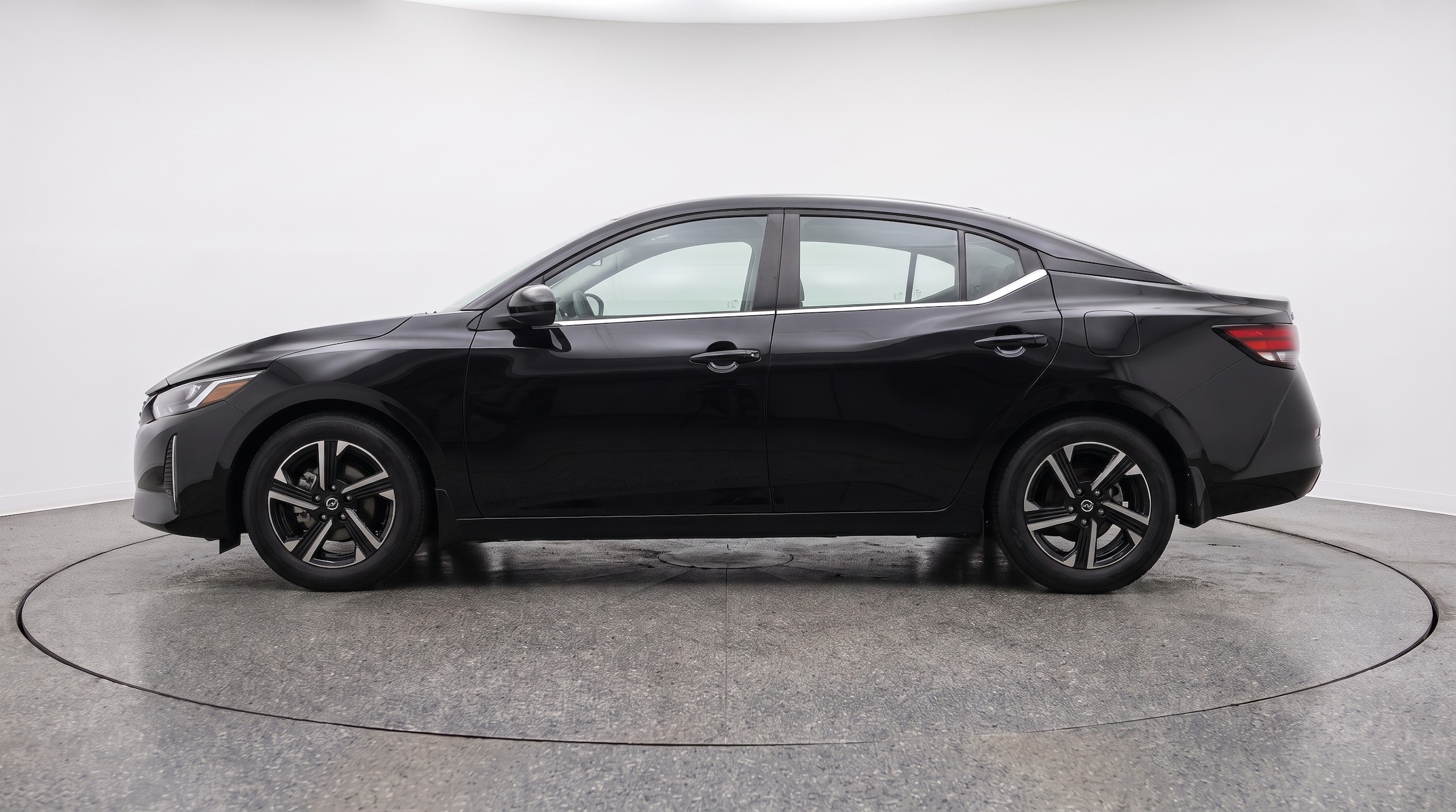 Thumbnail: 2025 Nissan Sentra - 4