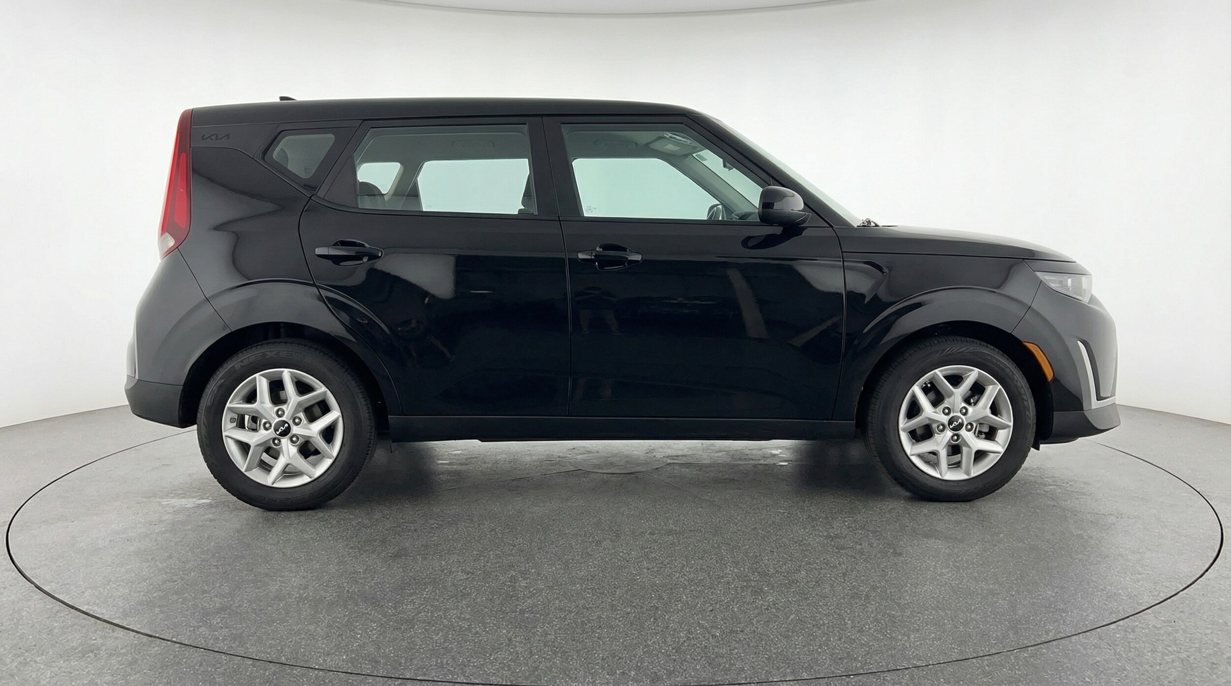 Thumbnail: 2025 Kia Soul - 8