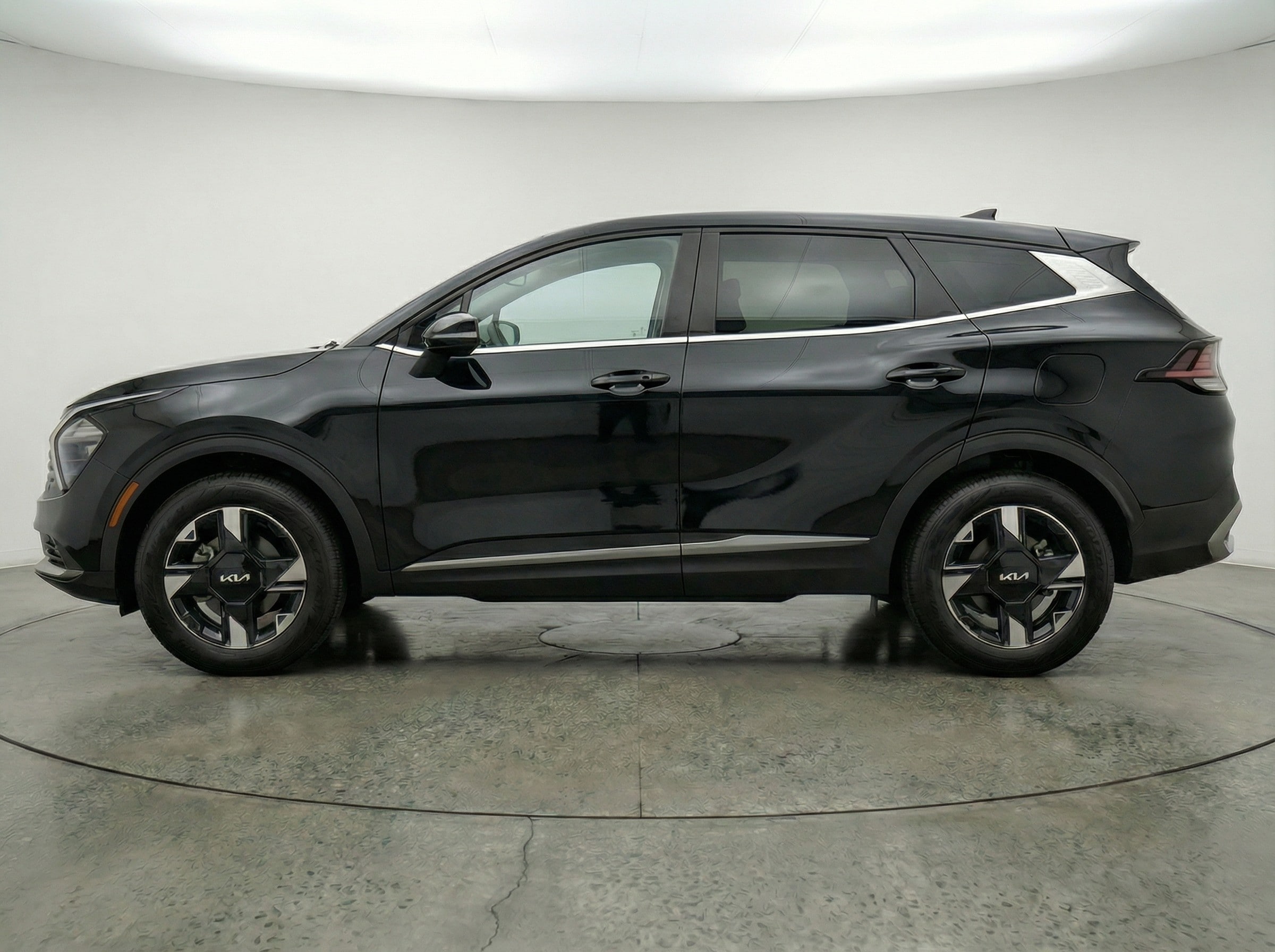 Thumbnail: 2026 Kia Sportage - 4