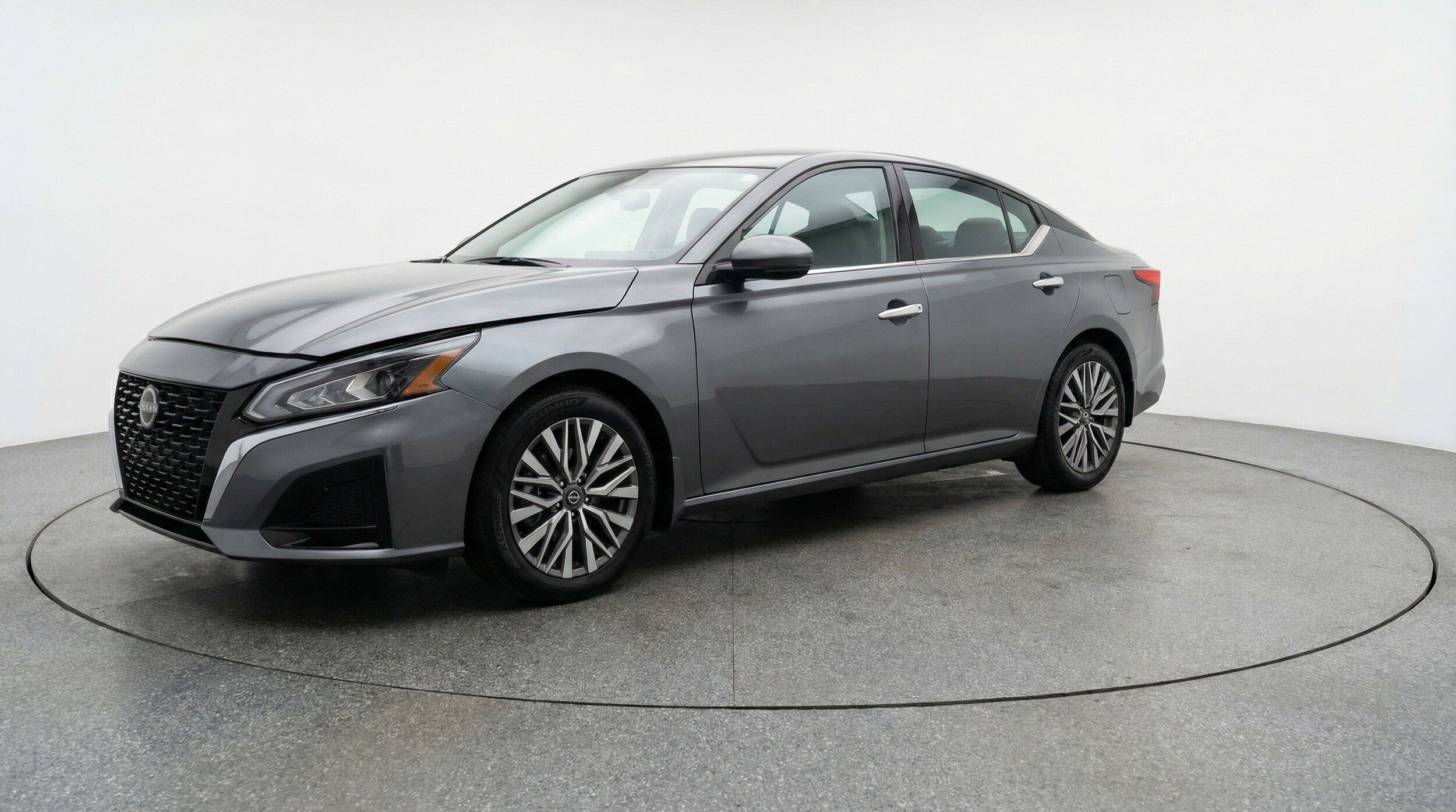 Thumbnail: 2025 Nissan Altima - 3