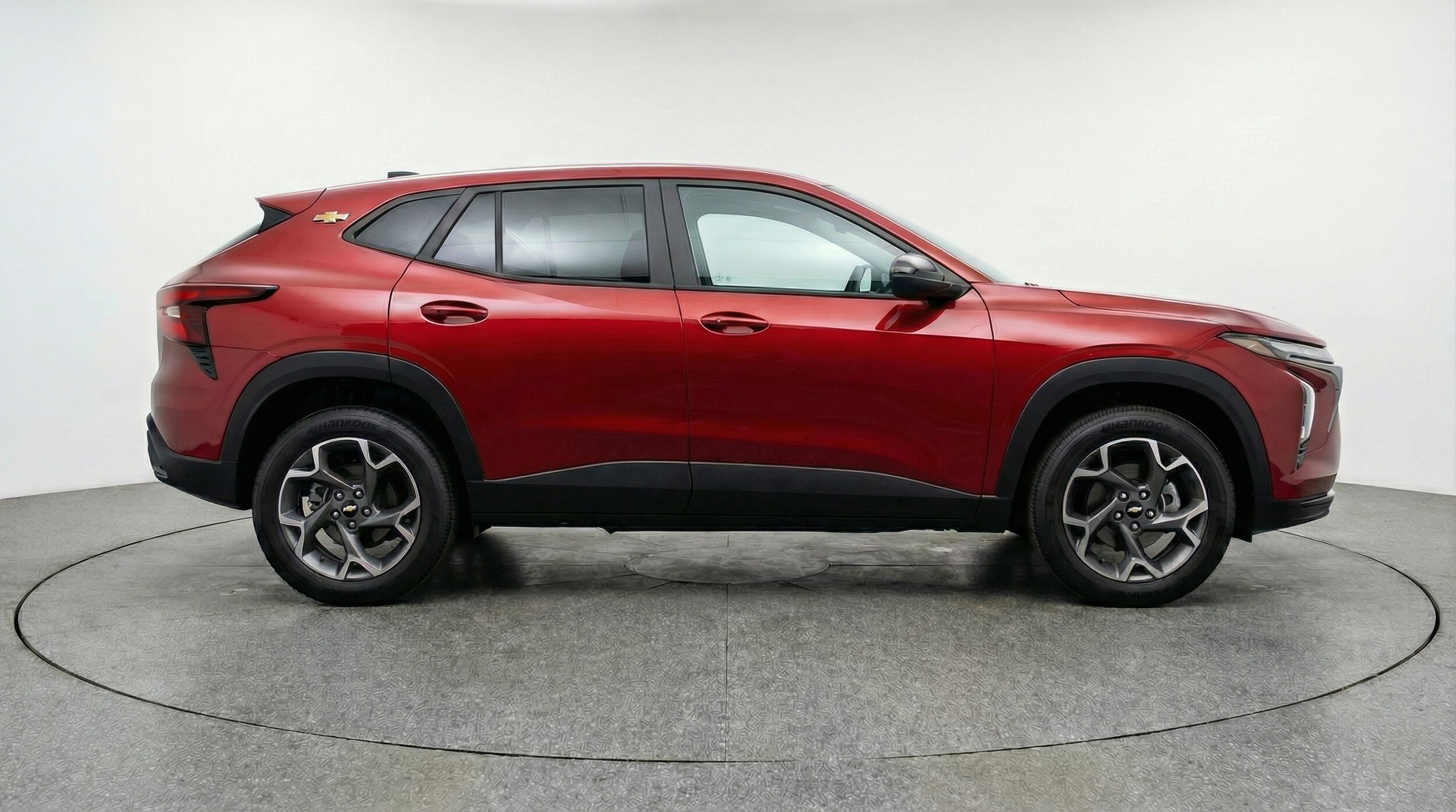 Thumbnail: 2025 Chevrolet Trax - 8