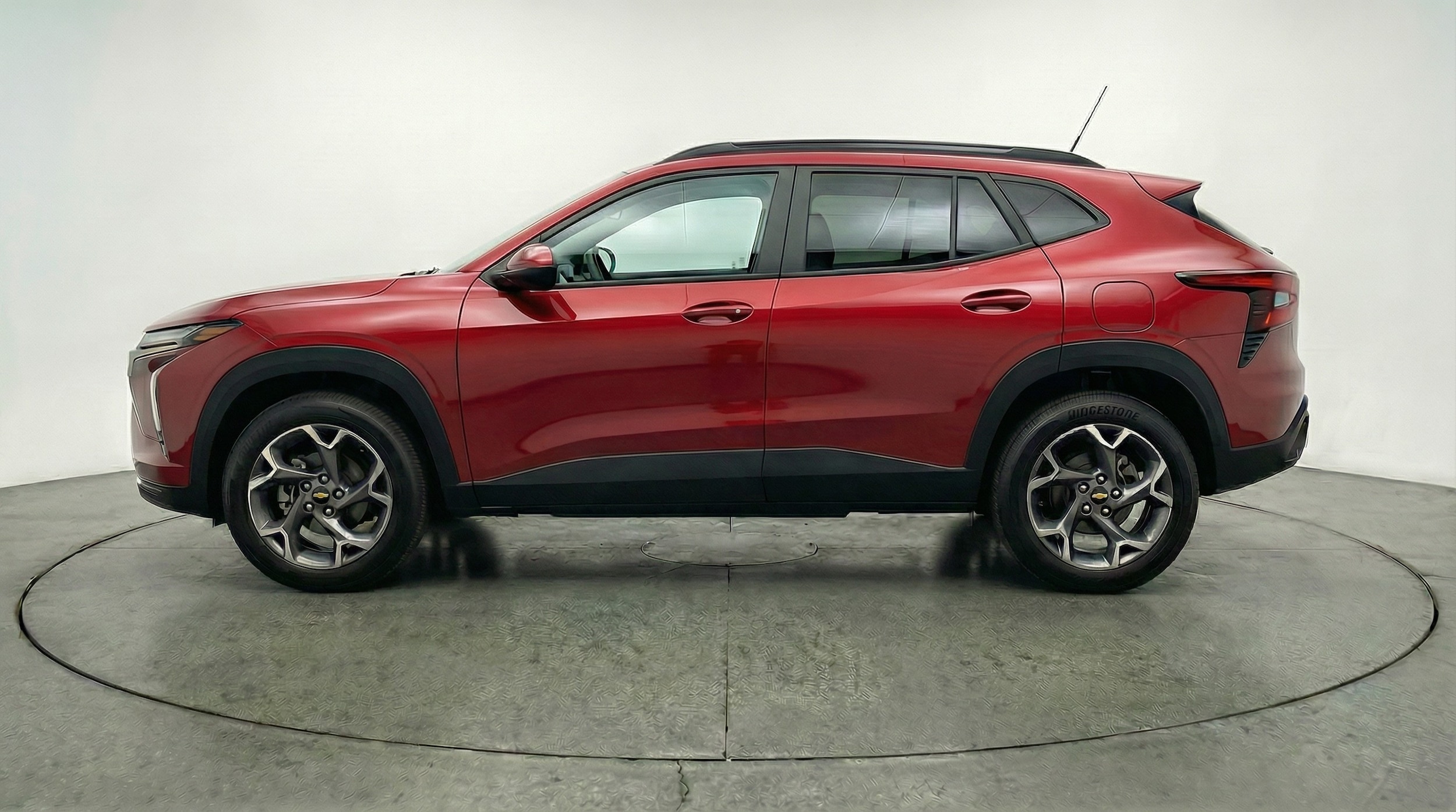 Thumbnail: 2025 Chevrolet Trax - 4
