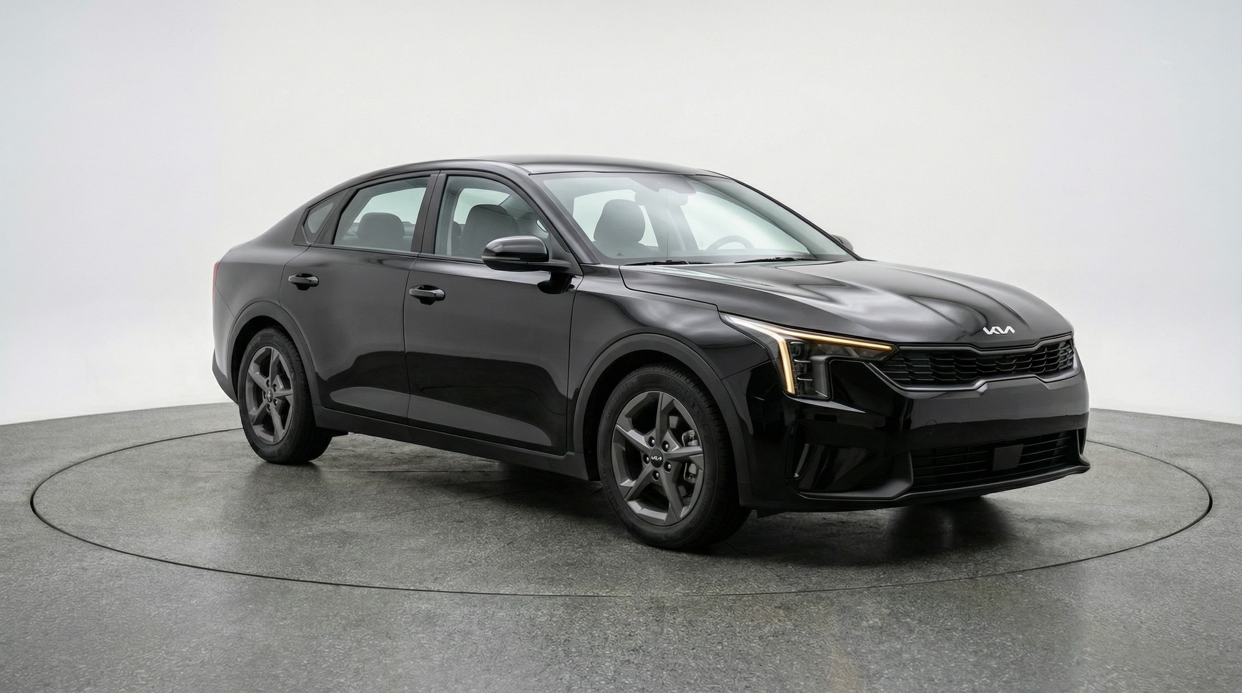 Thumbnail: 2026 Kia K4 - 1