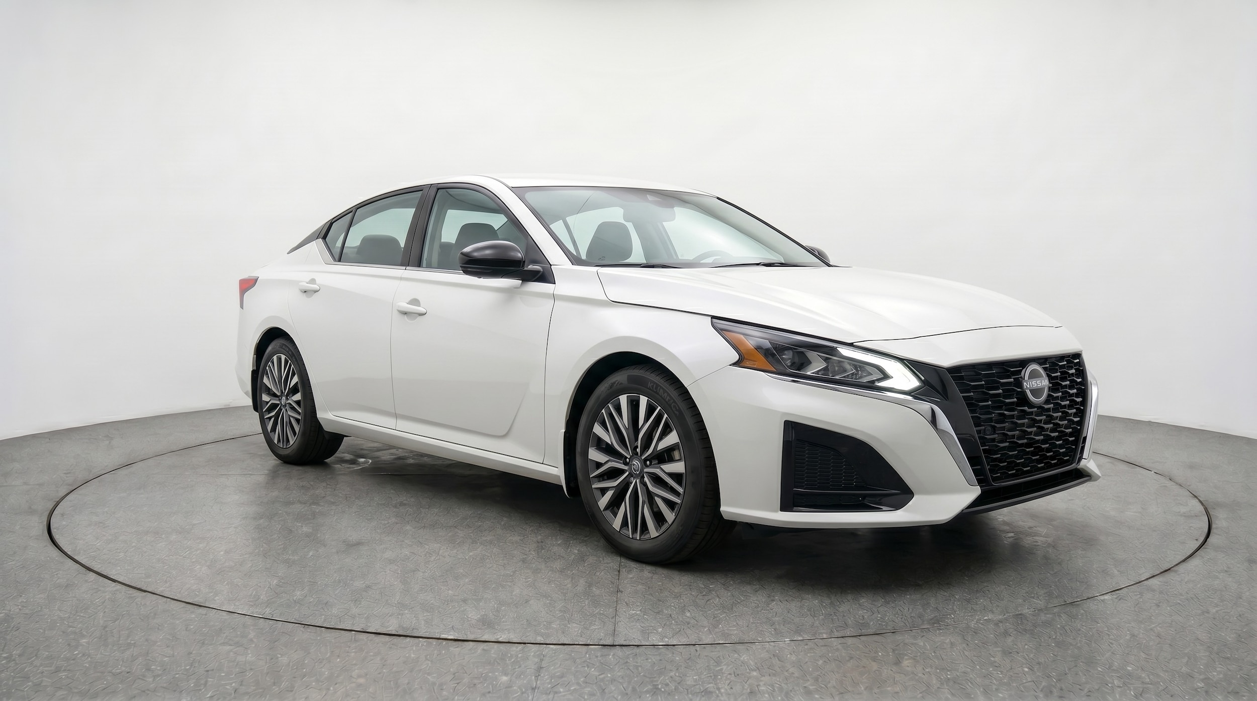 Thumbnail: 2026 Nissan Altima - 1