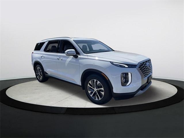 Used 2021 Hyundai Palisade SEL with VIN KM8R2DHE9MU268516 for sale in Fall River, MA