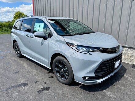 2026 Toyota Sienna Woodland Edition Van Passenger Van