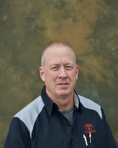 Staff member Russ Bauer from ID_553fc4c1f2b2