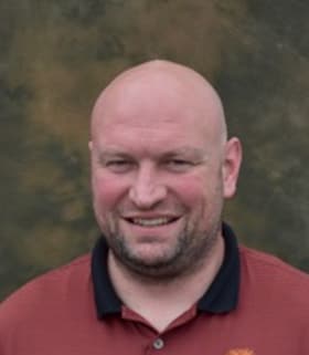 Staff member Stephen Martin from ID_2d8a849c029a