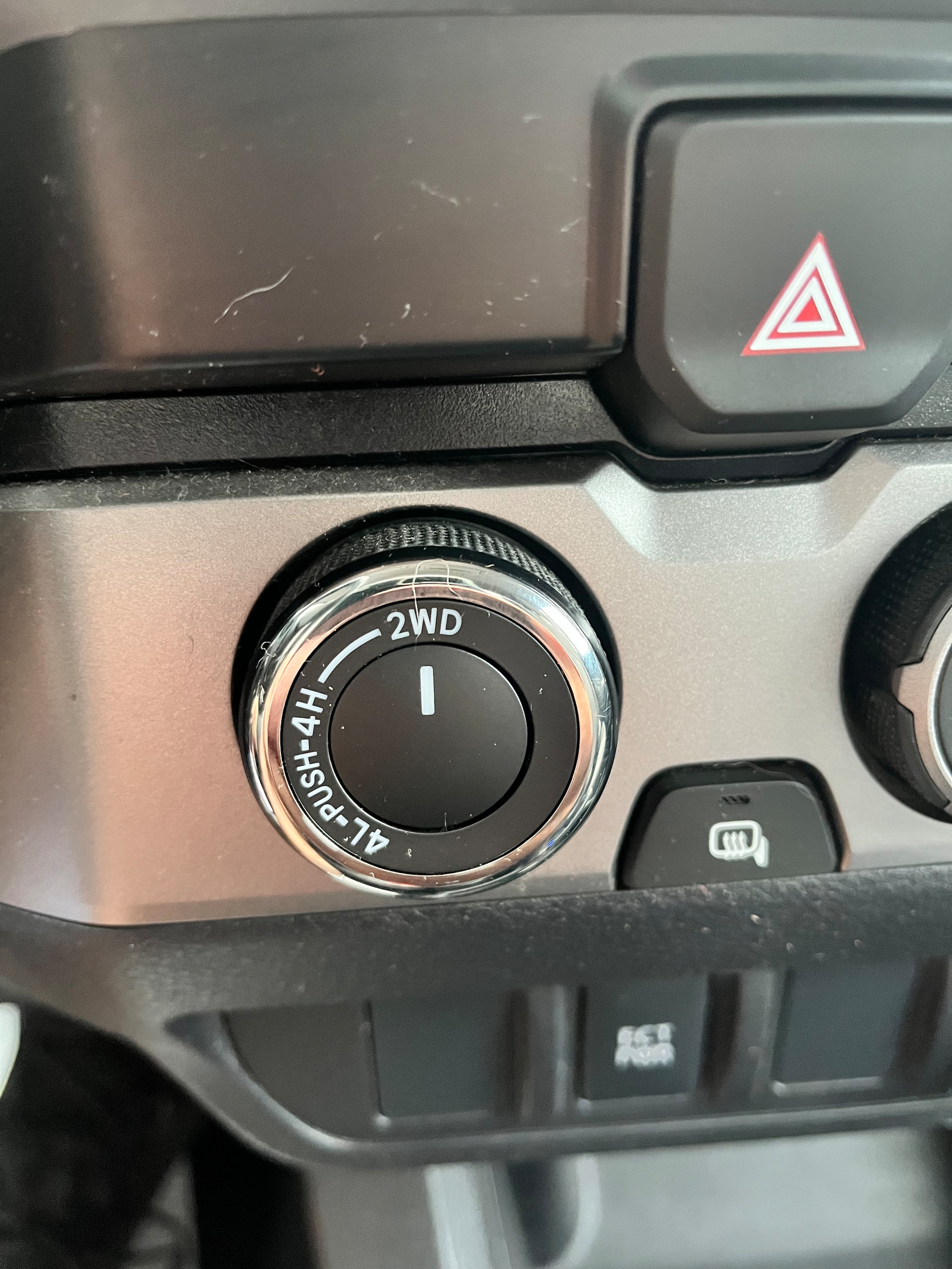 2022 Toyota Tacoma SR5 - Photo 10