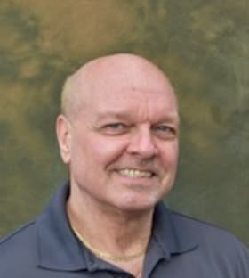 Staff member Carey Lout from ID_553fc4c1f2b2