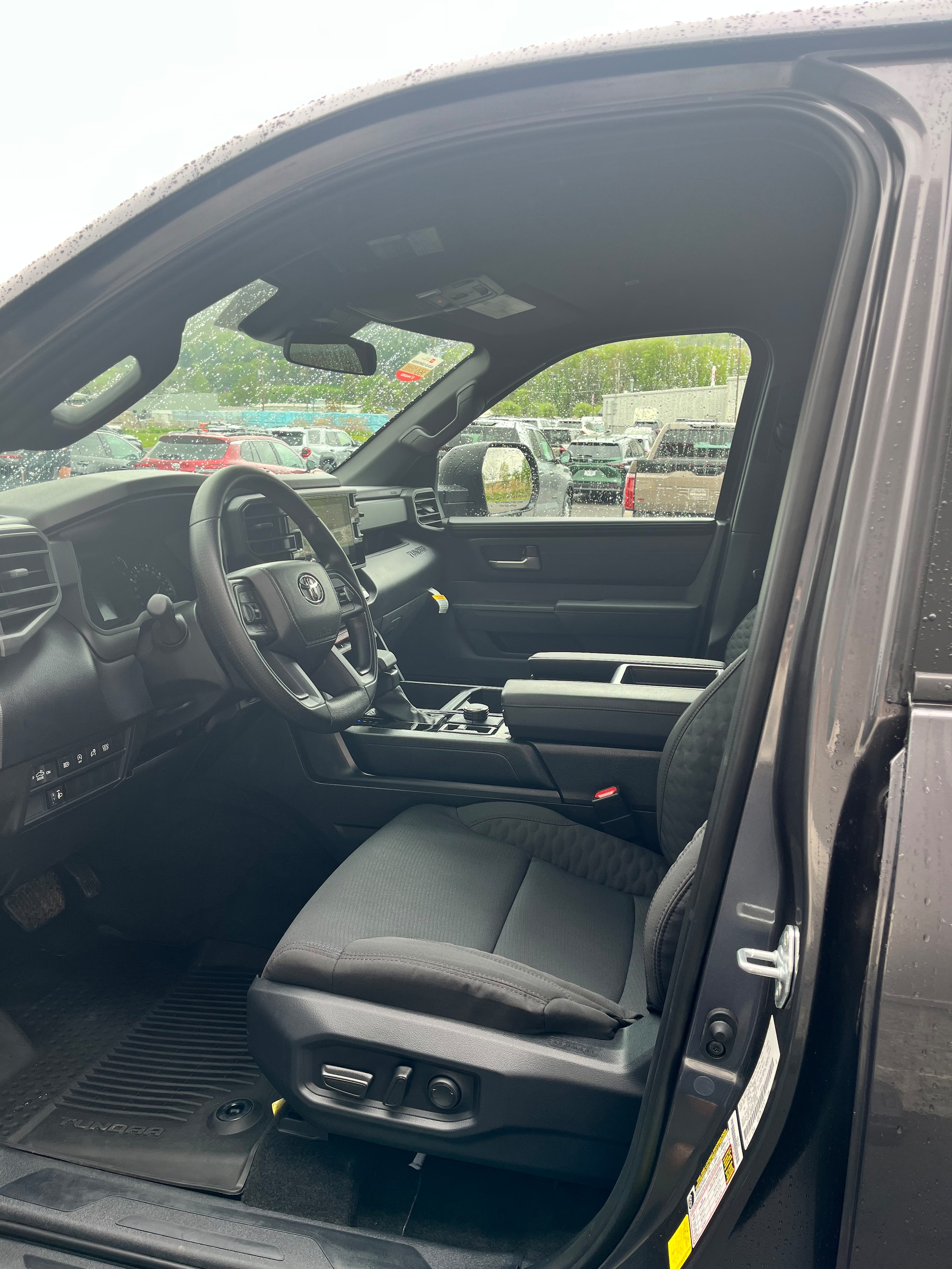 2025 Toyota Tundra SR5 - Photo 16