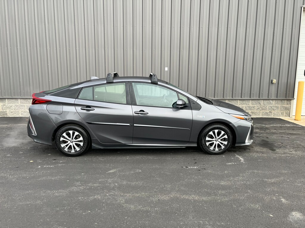 Used 2022 Toyota Prius Prime LE Hatchback