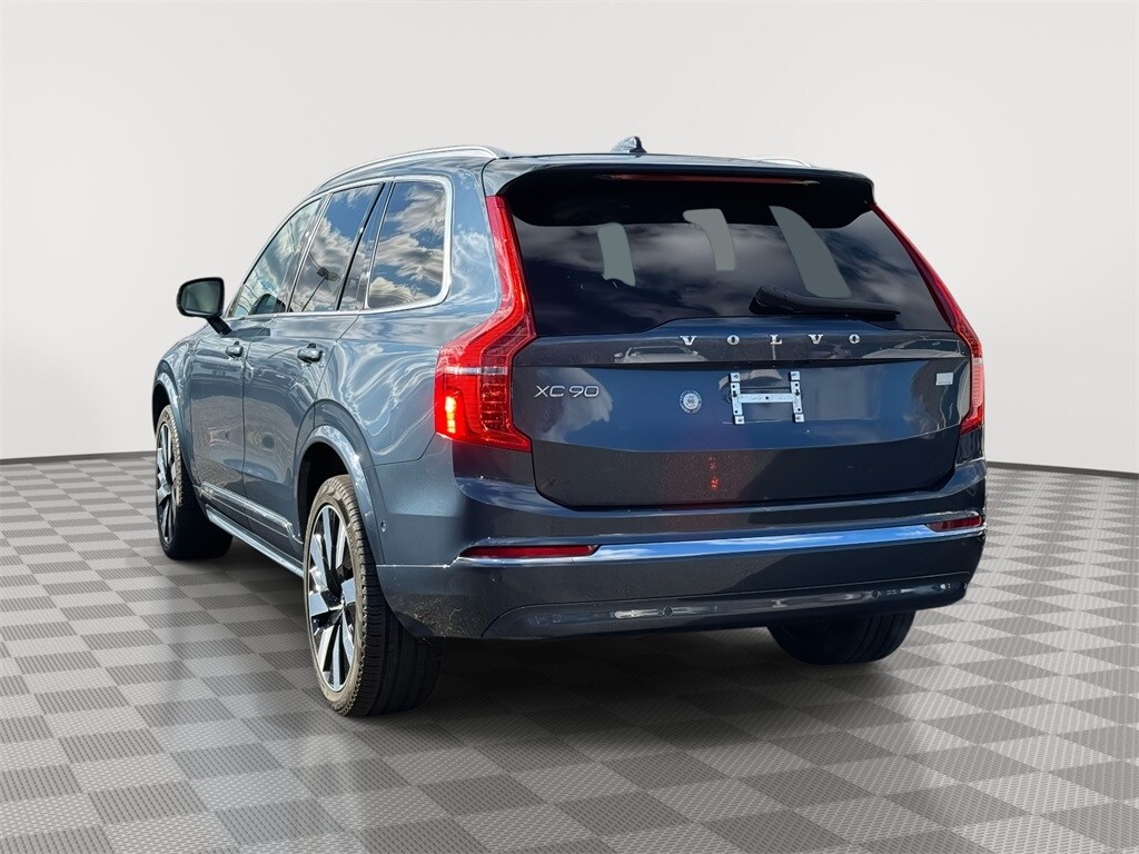 2024 Volvo XC90 T8 Plus photo 4