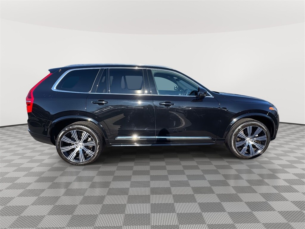 2023 Volvo XC90 Ultimate photo 3