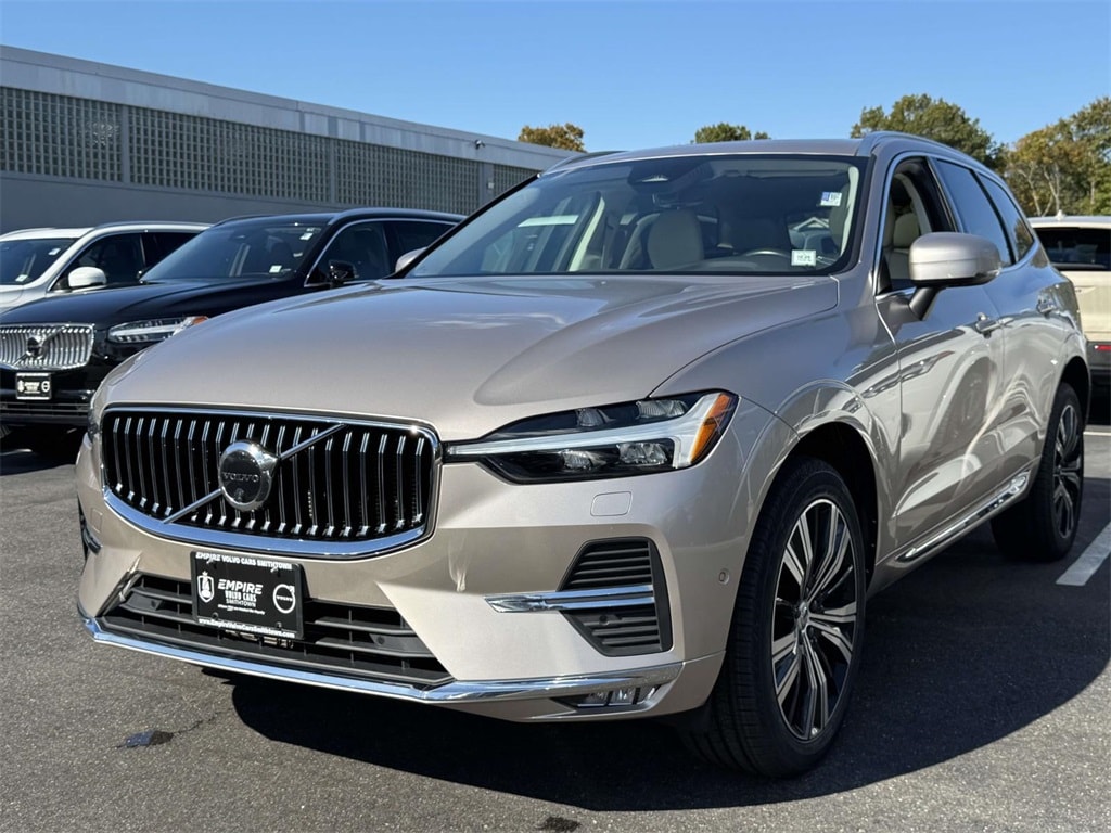 Certified 2023 Volvo XC60 B5 AWD Plus Bright SUV