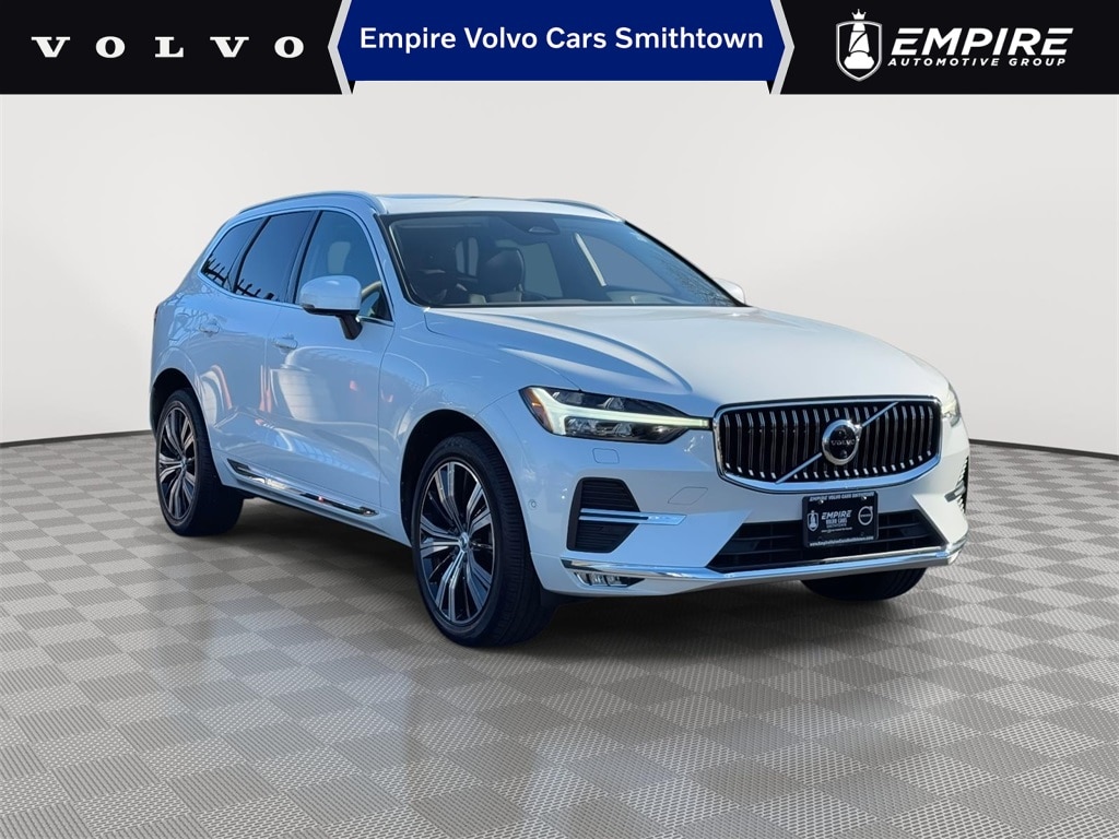2023 Volvo XC60 Plus's photo