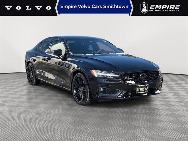 2023 Volvo S60 B5 AWD Plus Black Sedan