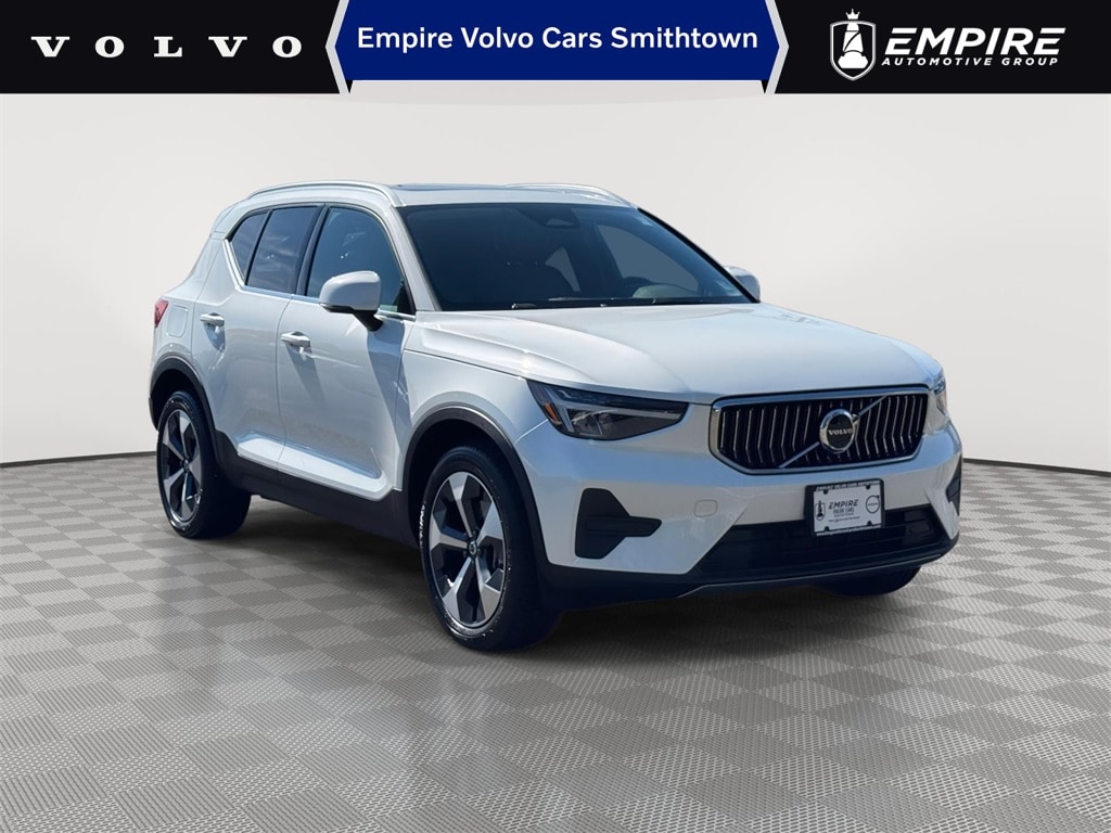 2025 Volvo XC40 SUV  2025 Volvo XC40 SUV