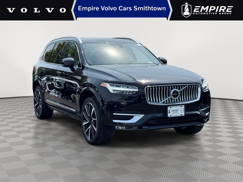 2023 Volvo XC90 B6 Plus 7-Seater 4WD's photo