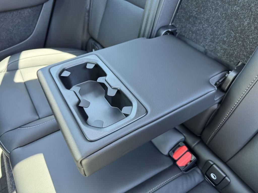 2026 Volvo XC40 Plus - Photo 13