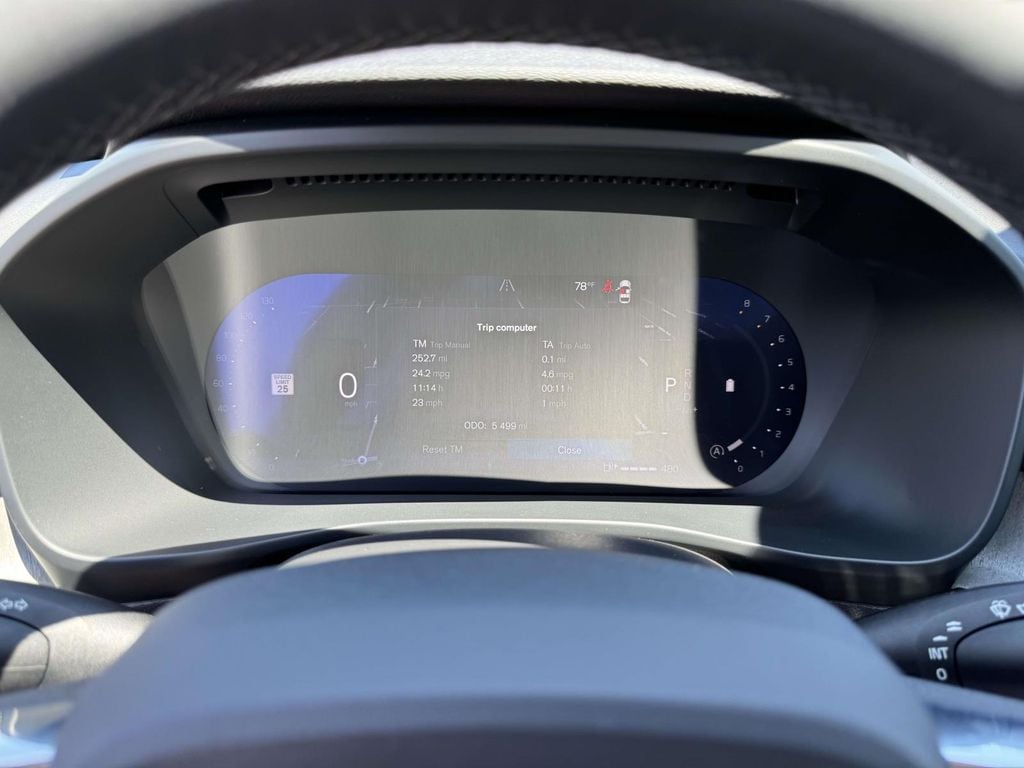 2026 Volvo XC40 Plus - Photo 26
